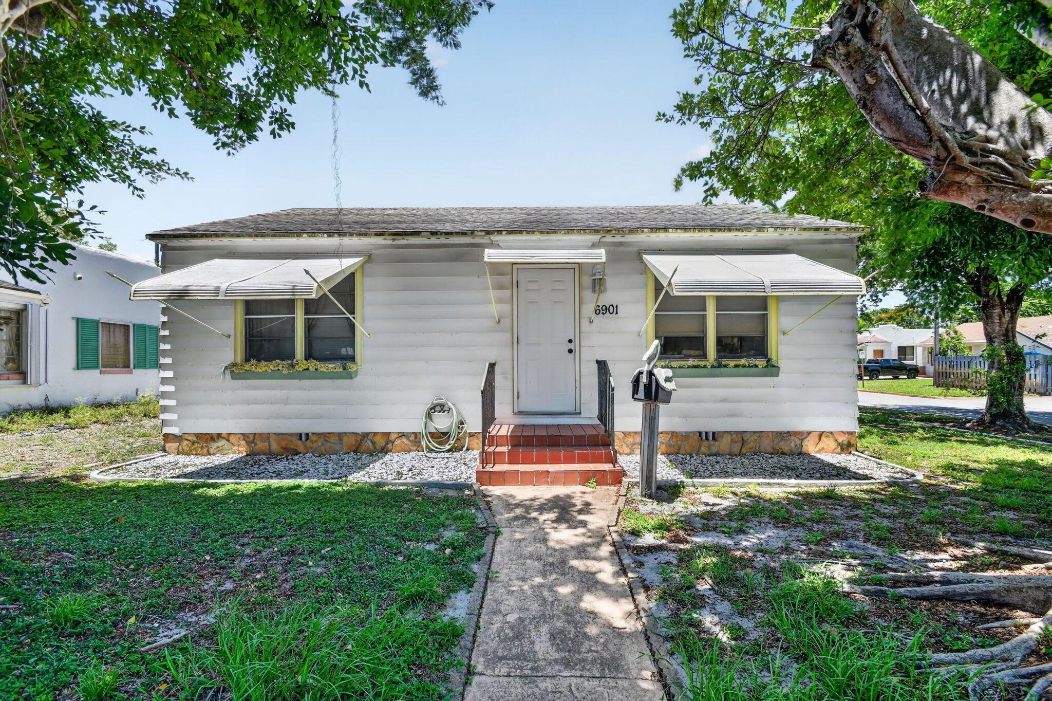 6901 Garden Avenue, West Palm Beach, FL 33405, West Palm Beach