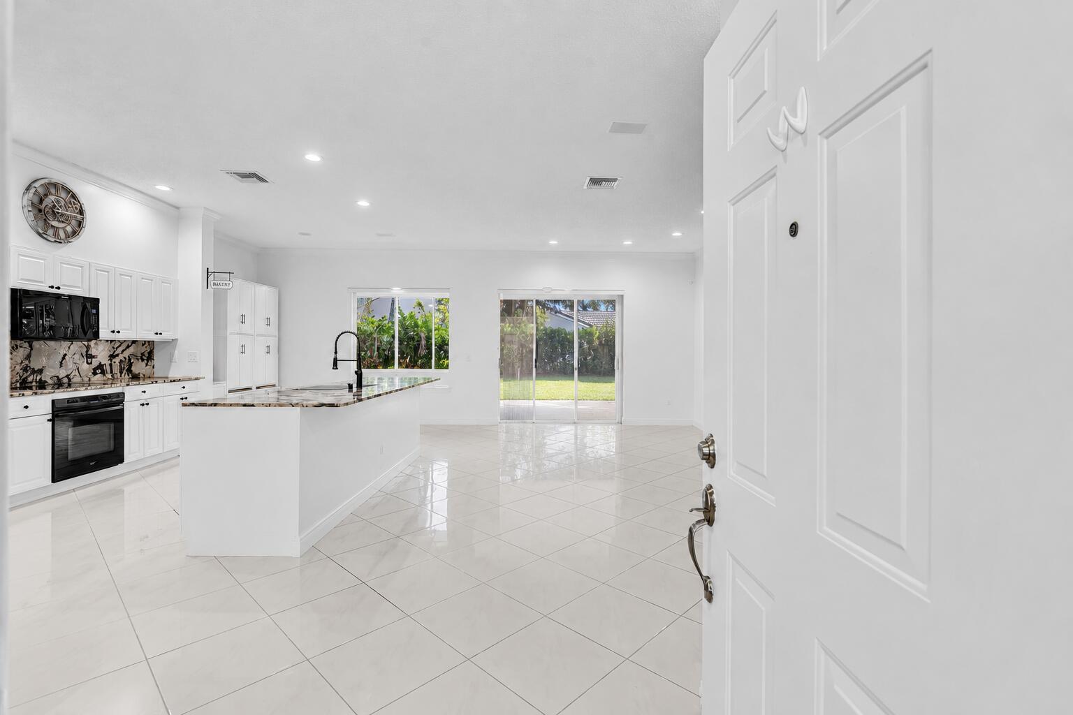 8914 Brittany Lakes Drive, Boynton Beach, FL 33472, Boynton Beach - Photo 5