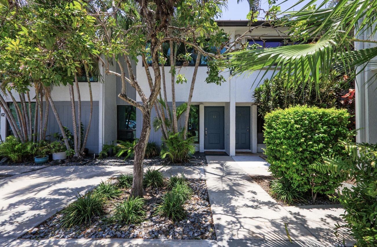 3900 NE 18TH Avenue 13C, Oakland Park, FL 33334, Oakland Park