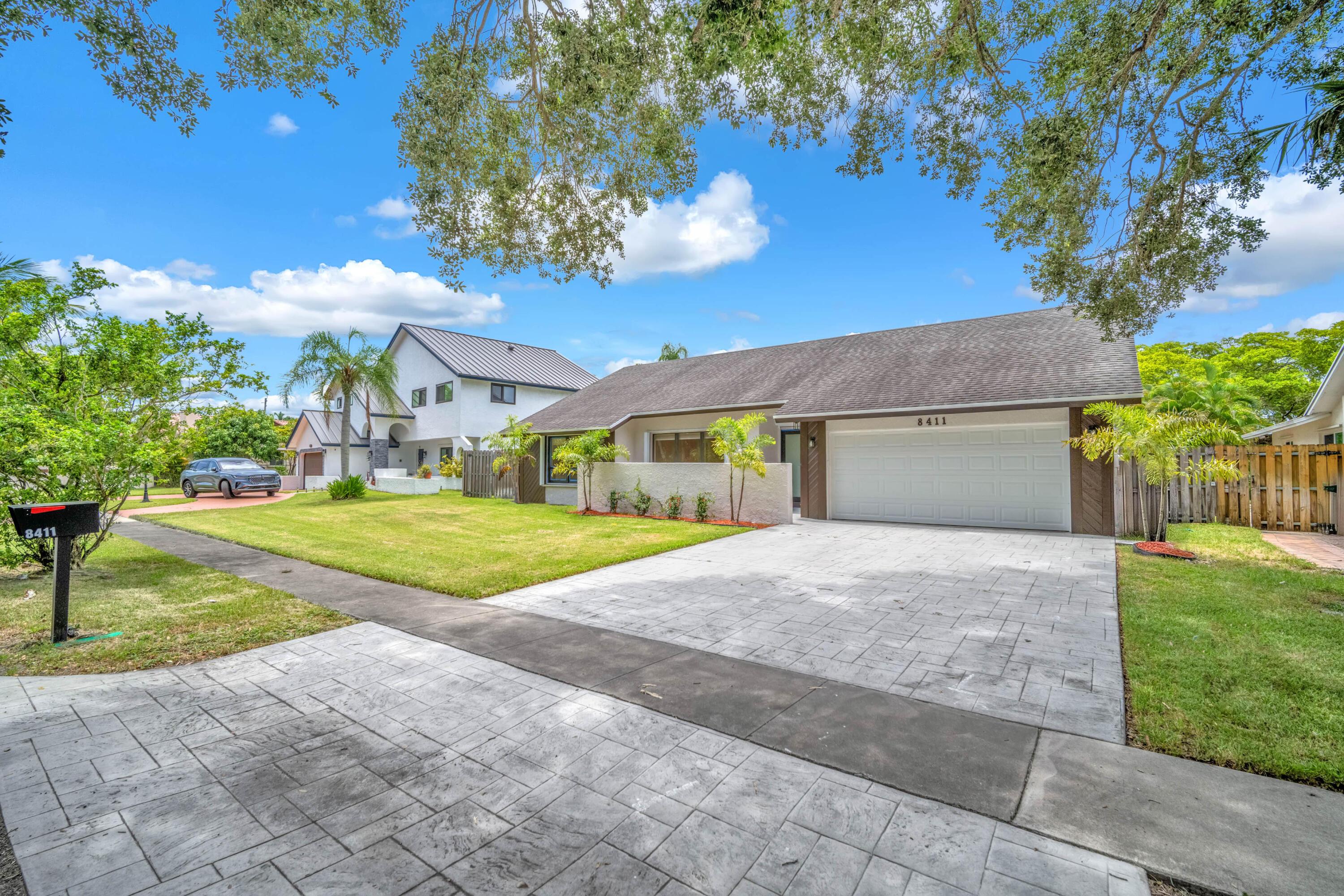 8411 SW 57TH Street, Davie, FL 33328, Davie - Photo 3