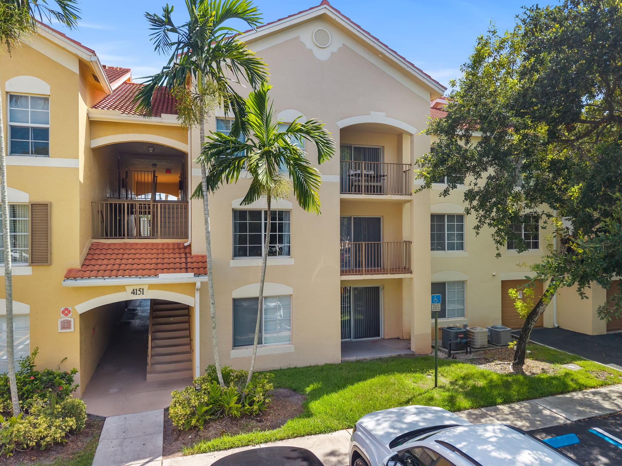 4151 San Marino Boulevard 203, West Palm Beach, FL 33409, West Palm Beach