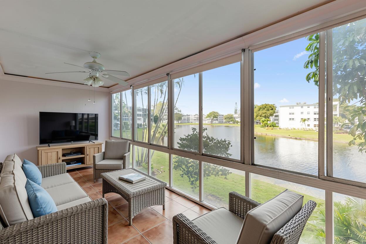 2122 Cambridge F 2122, Deerfield Beach, FL 33442, Deerfield Beach - Photo 3
