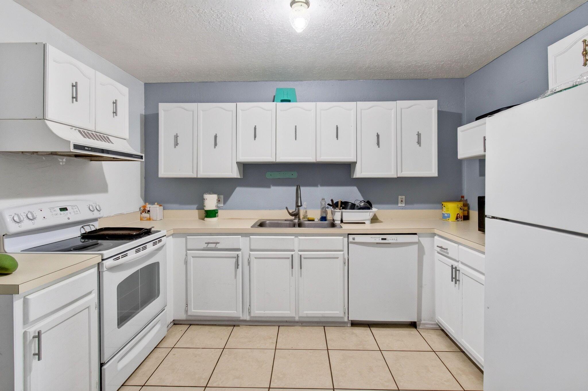 3088 Prince Drive, Lake Worth, FL 33461, Lake Worth - Photo 4