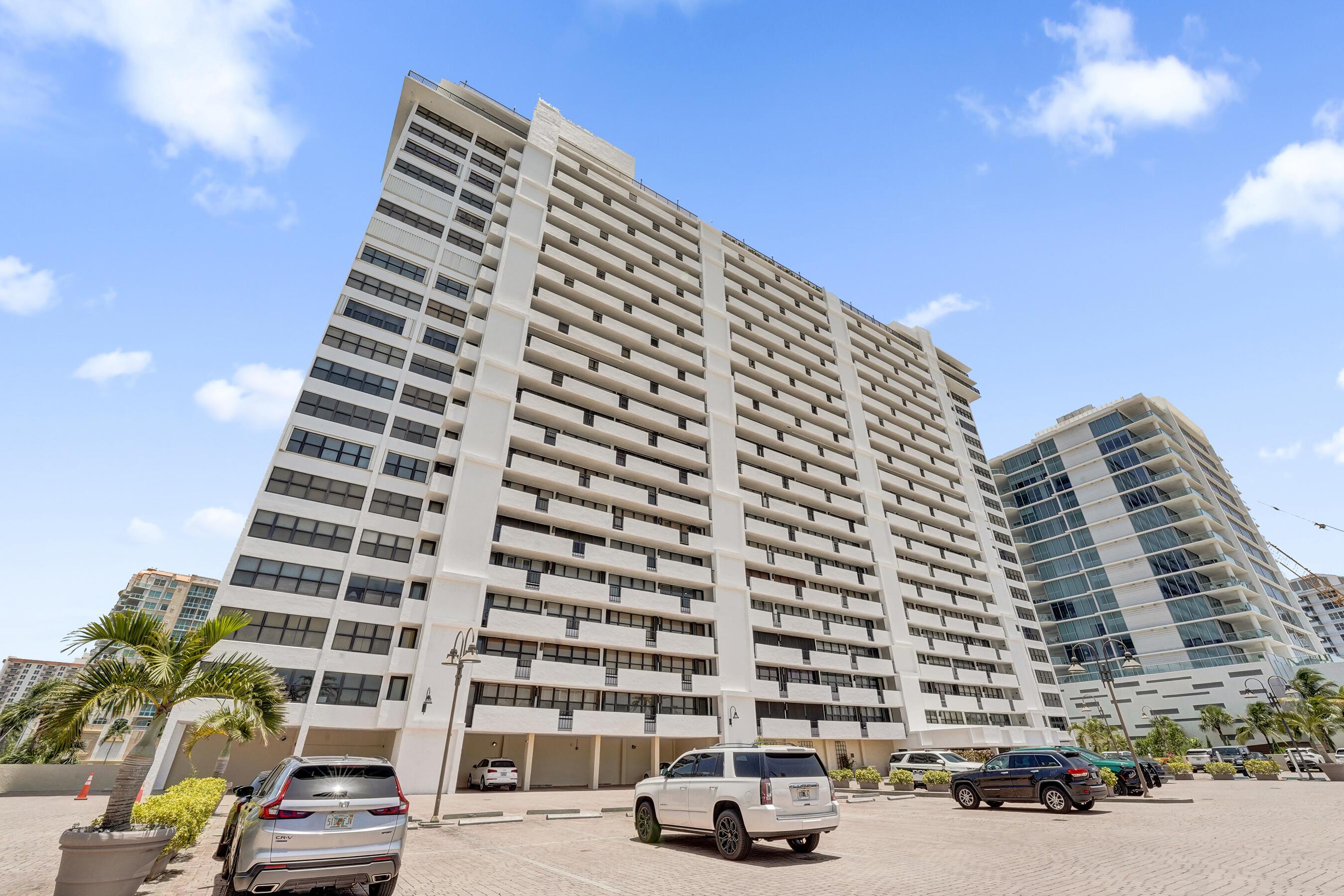 936 Intracoastal Drive 10E, Fort Lauderdale, FL 33304, Fort Lauderdale - Photo 3
