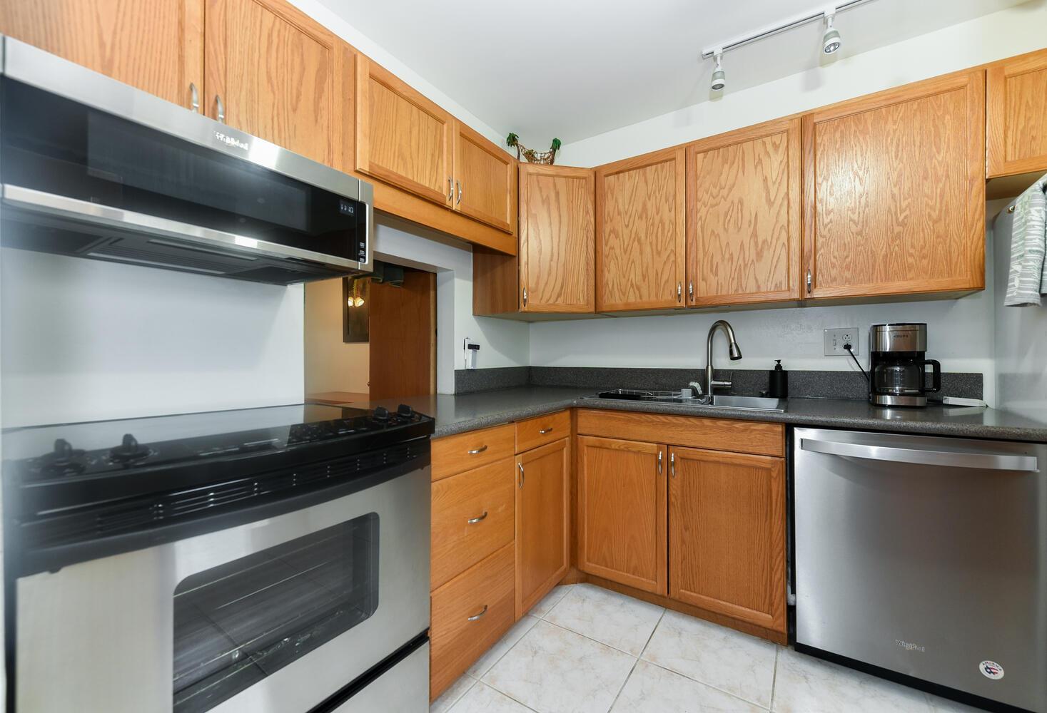166 Lake Carol Drive, West Palm Beach, FL 33411, West Palm Beach - Photo 5