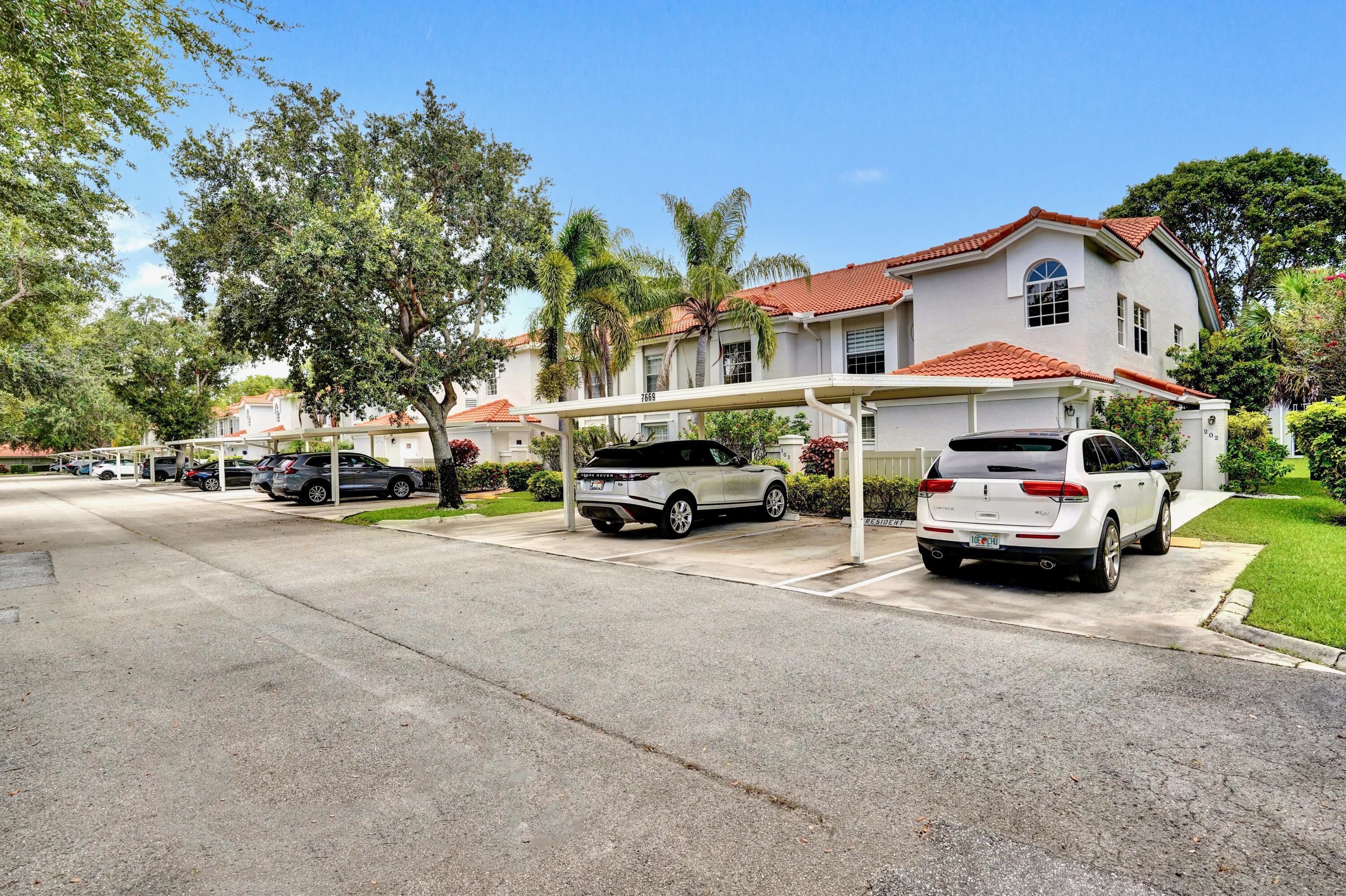 7669 SPRINGWATER Place 202, Boynton Beach, FL 33437, Boynton Beach - Photo 4