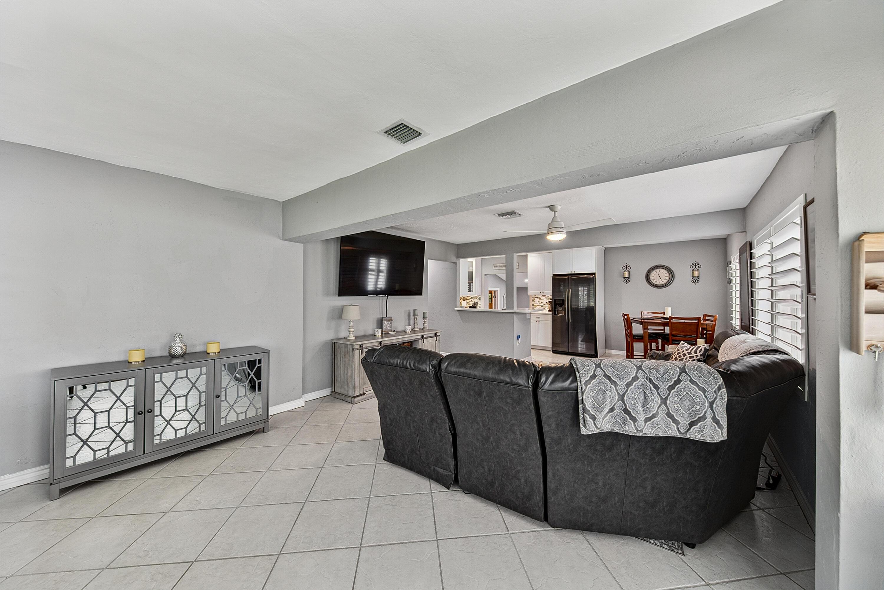 800 SW 19TH Street, Fort Lauderdale, FL 33315, Fort Lauderdale - Photo 4