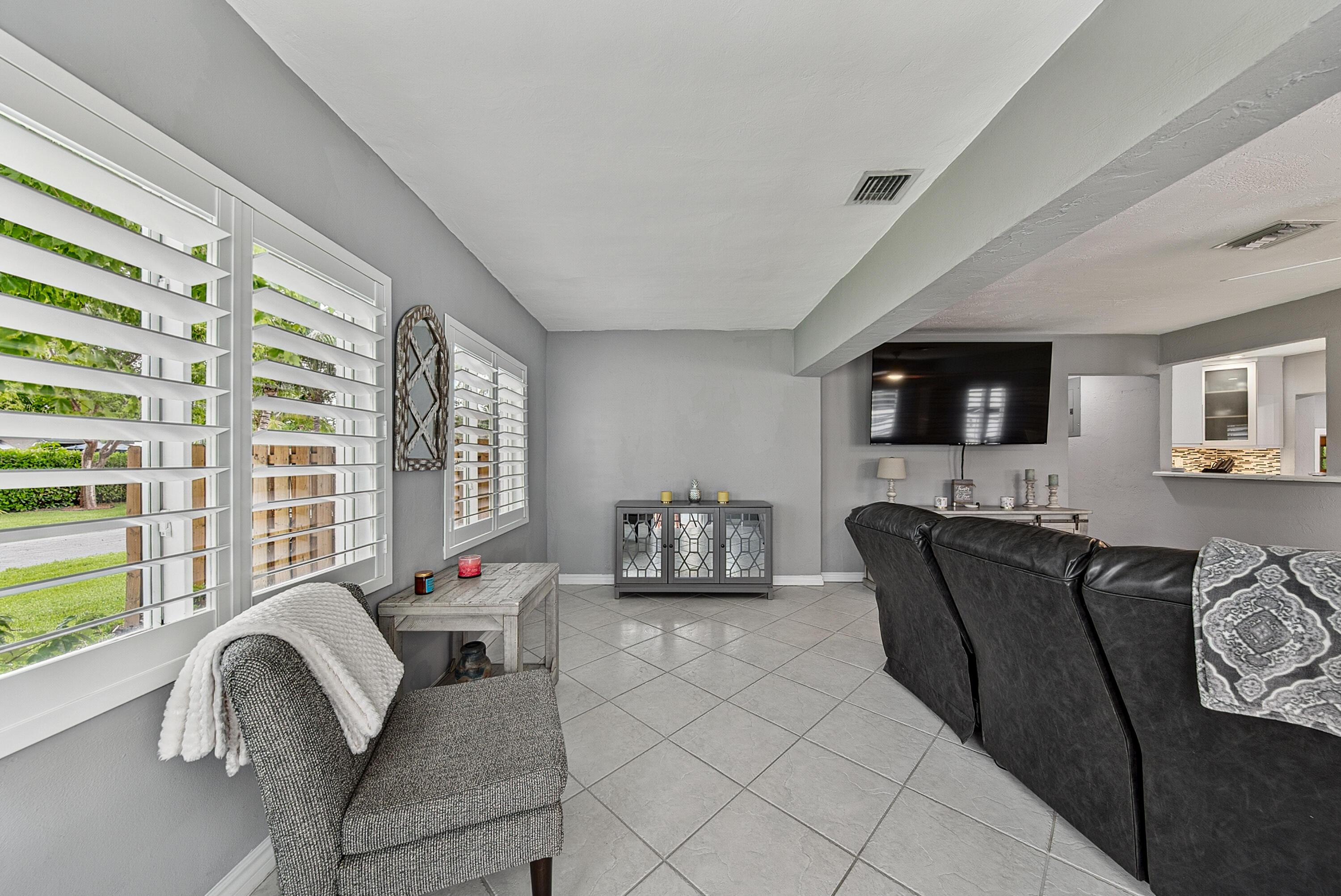 800 SW 19TH Street, Fort Lauderdale, FL 33315, Fort Lauderdale - Photo 5