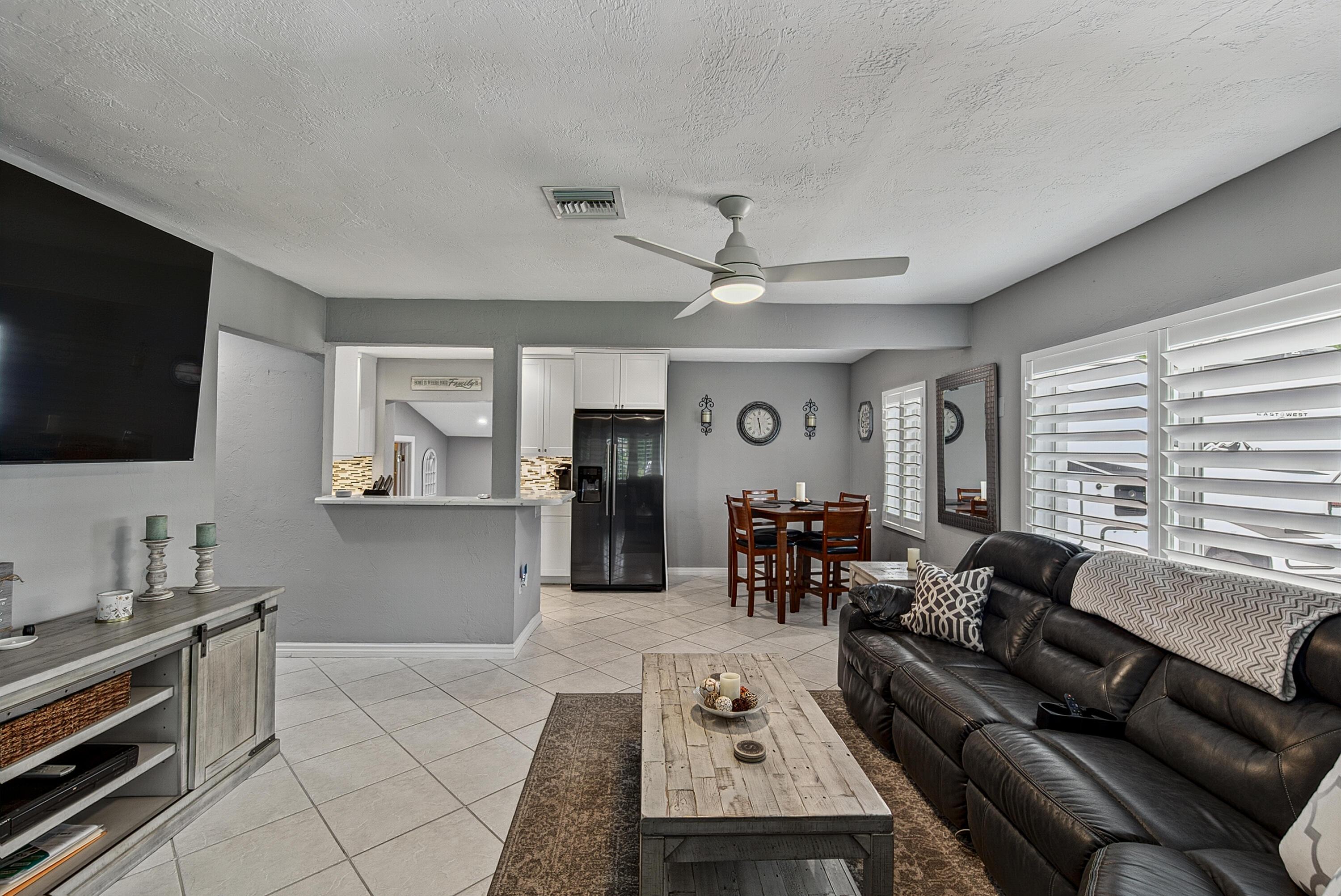 800 SW 19TH Street, Fort Lauderdale, FL 33315, Fort Lauderdale - Photo 3