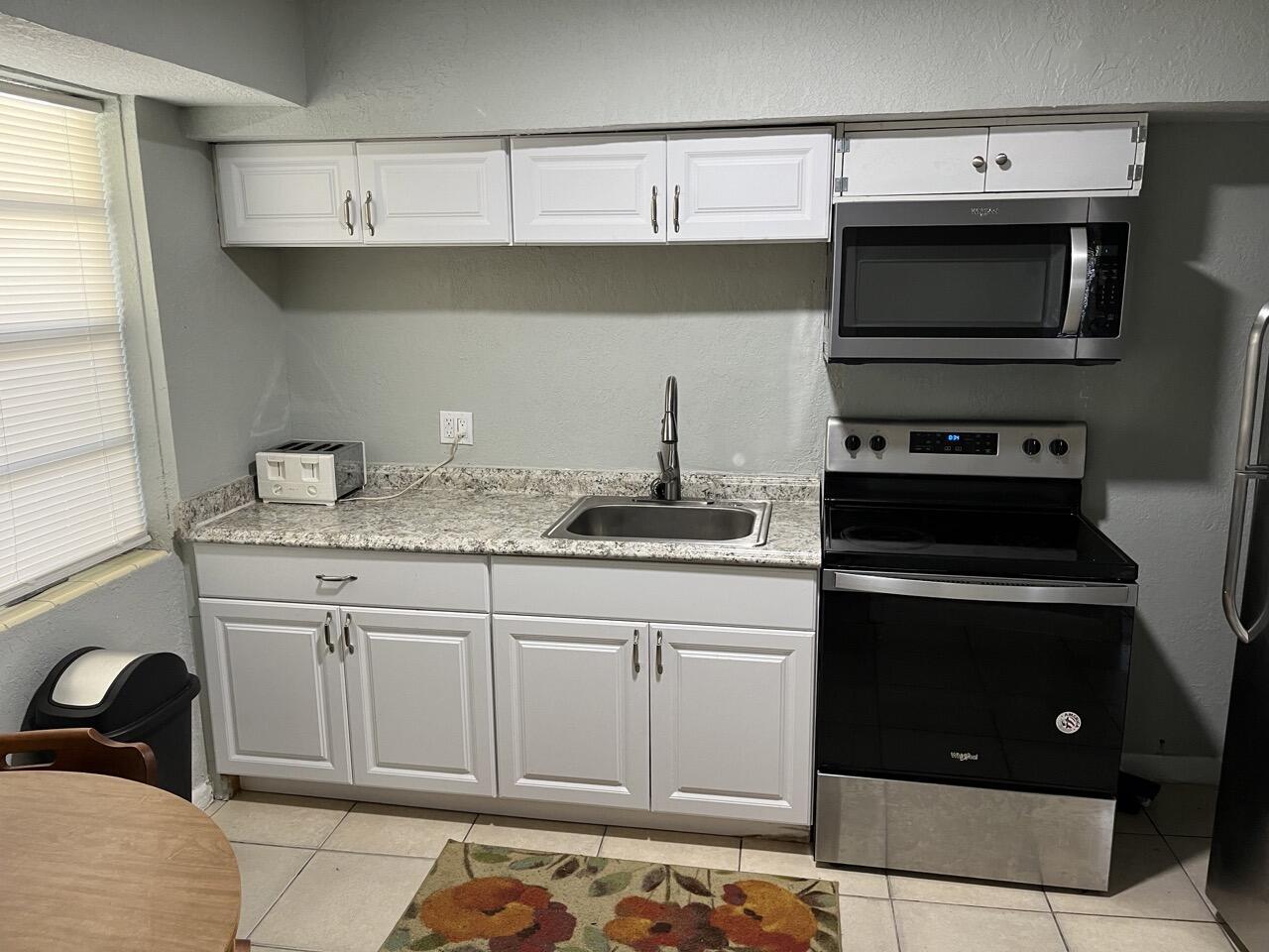 813 9th Avenue N B, Lake Worth Beach, FL 33460, Lake Worth Beach - Photo 4