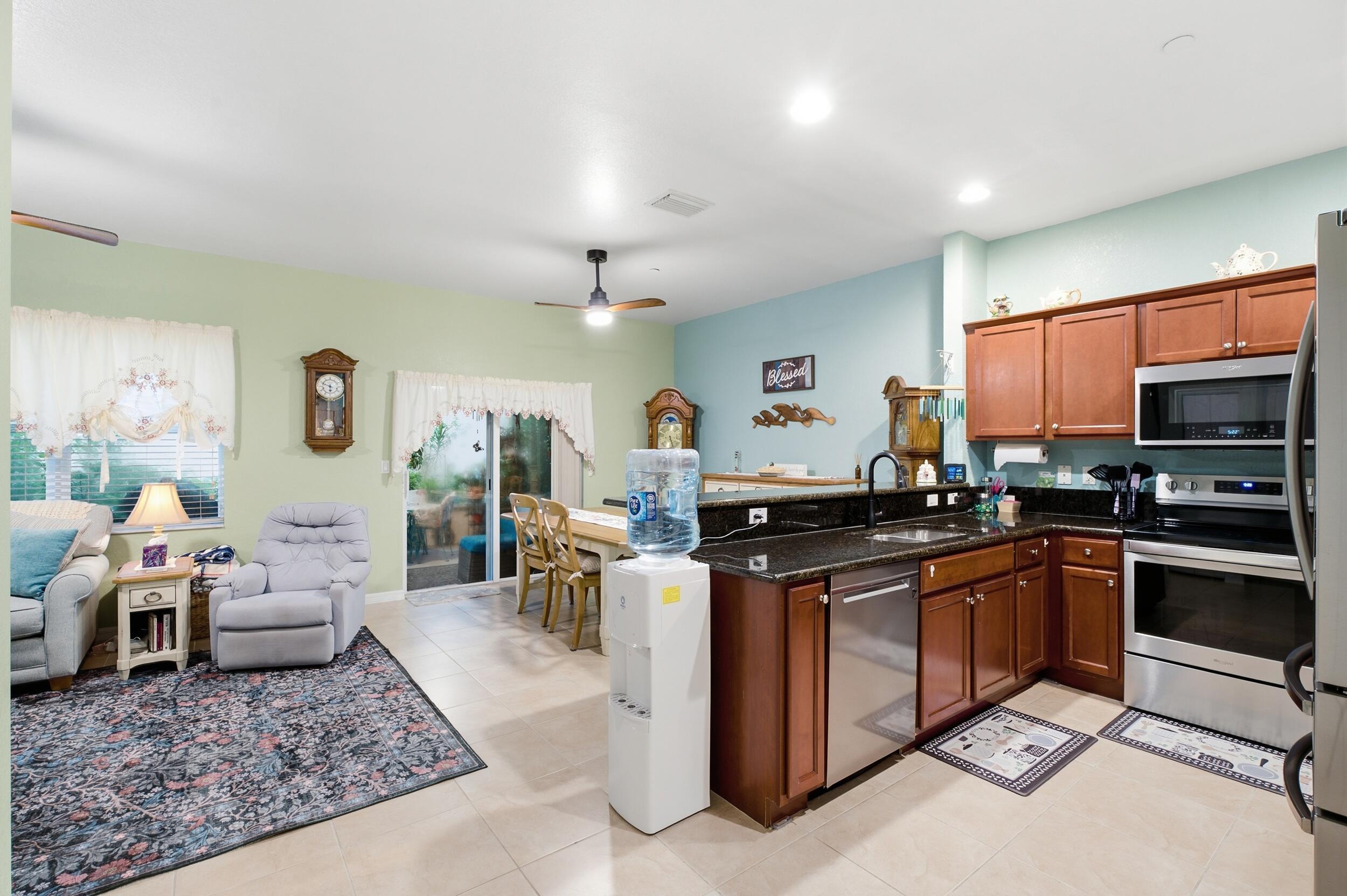 4257 SW PINE COVE Court, Stuart, FL 34997, Stuart - Photo 4