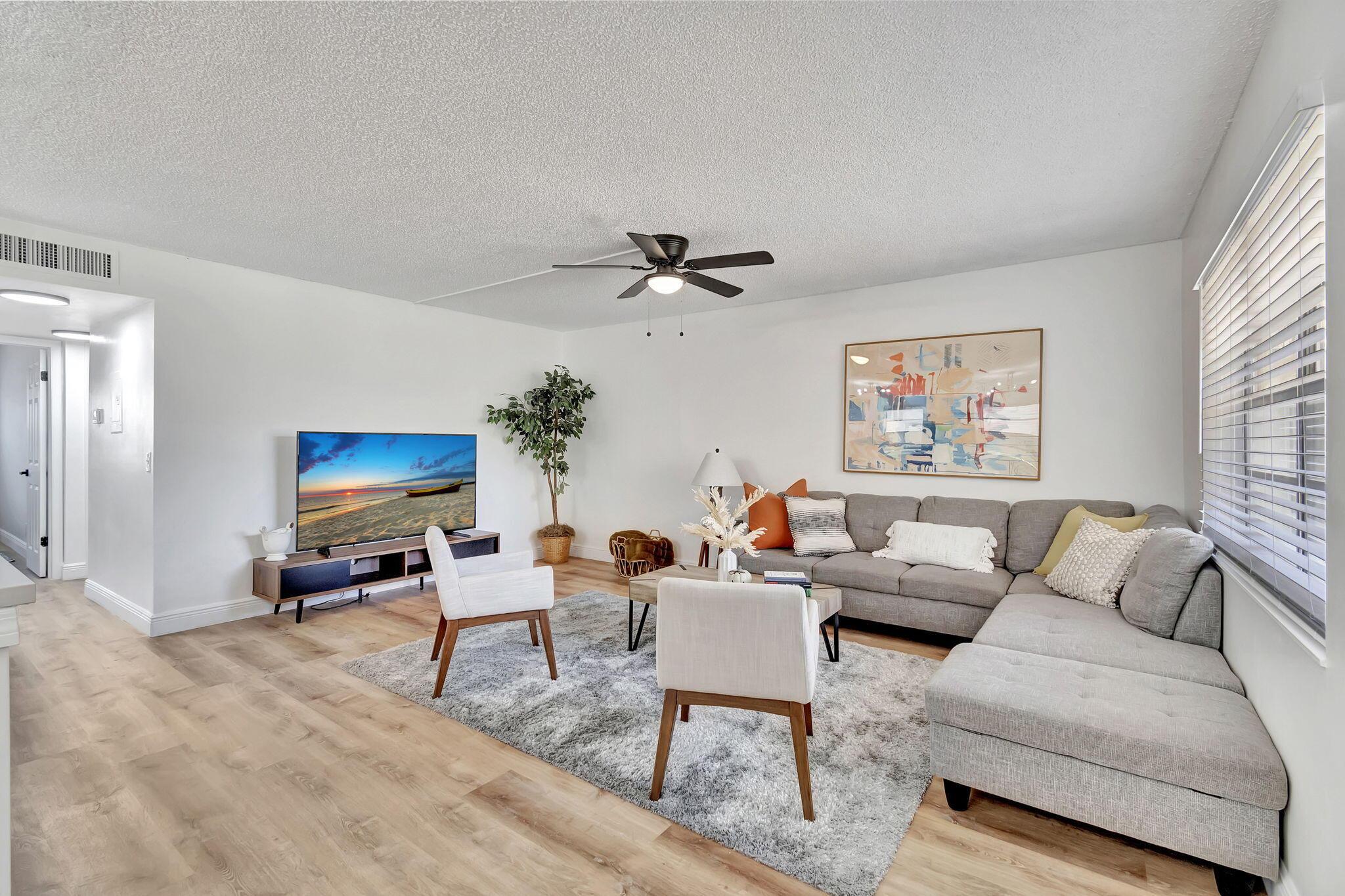 52 BURGUNDY B, Delray Beach, FL 33484, Delray Beach - Photo 4