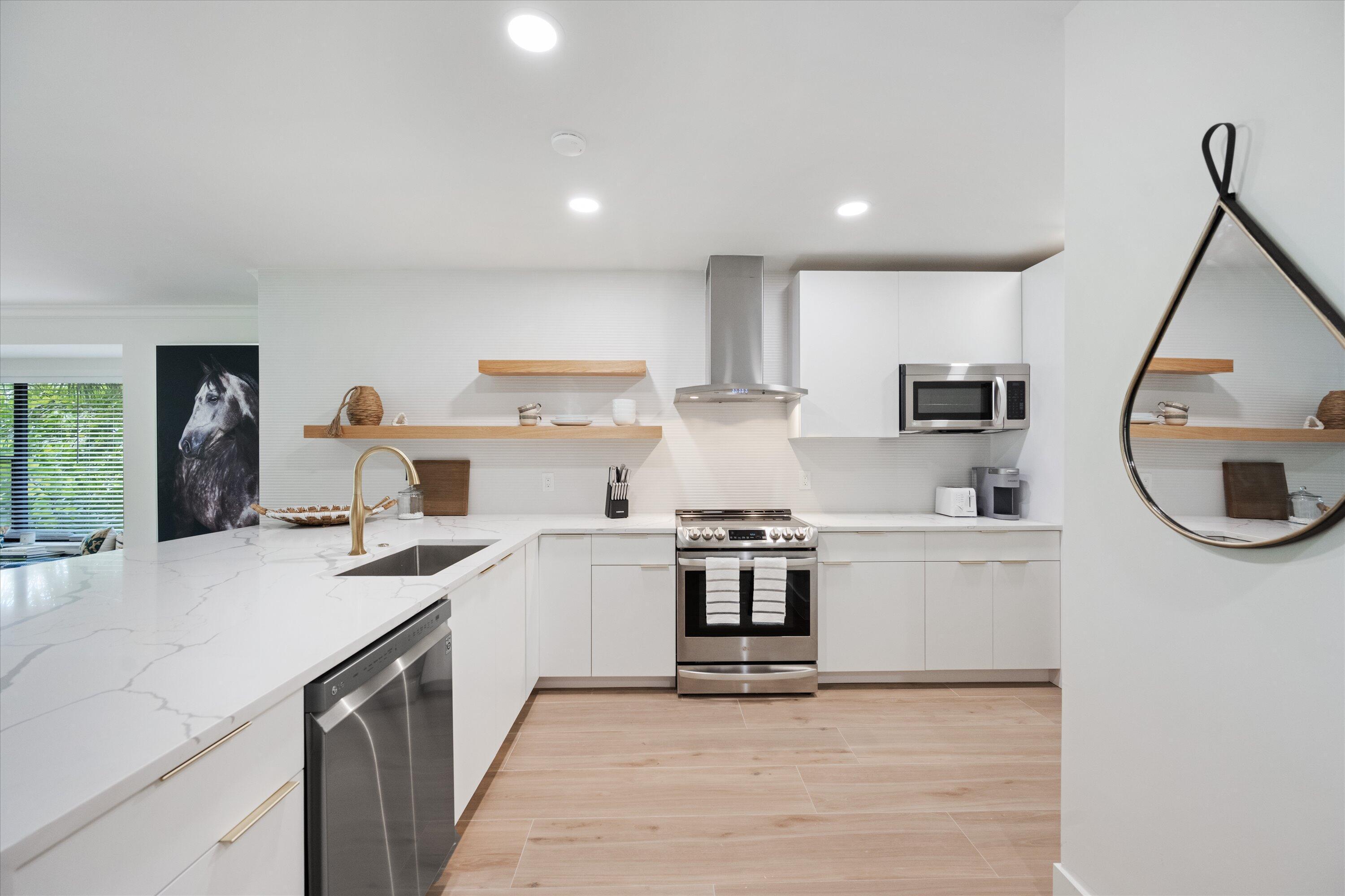 2810 Polo Island Drive C203, Wellington, FL 33414, Wellington - Photo 2