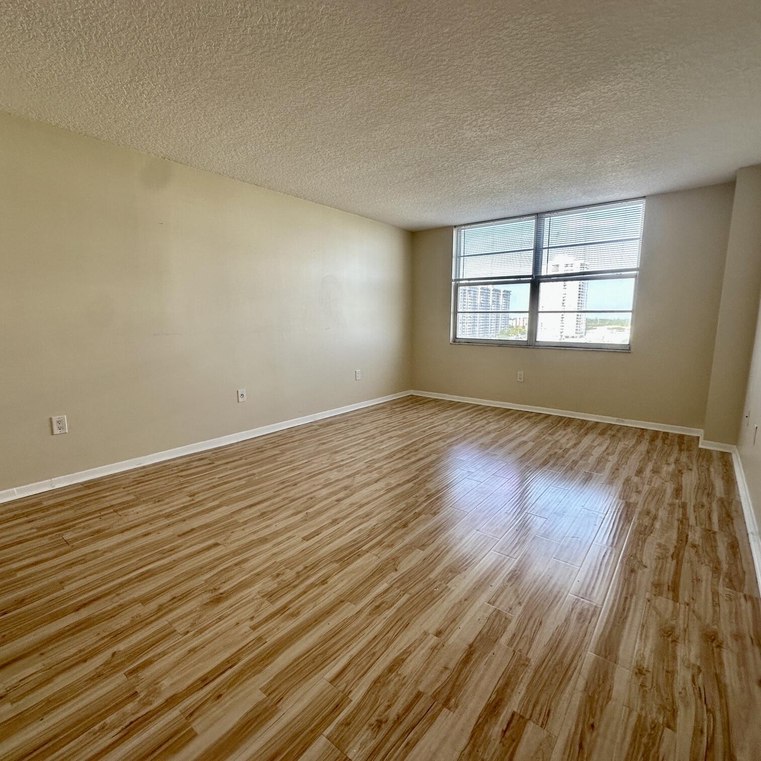 2851 NE 183RD Street 914E, Aventura, FL 33160, Aventura - Photo 5
