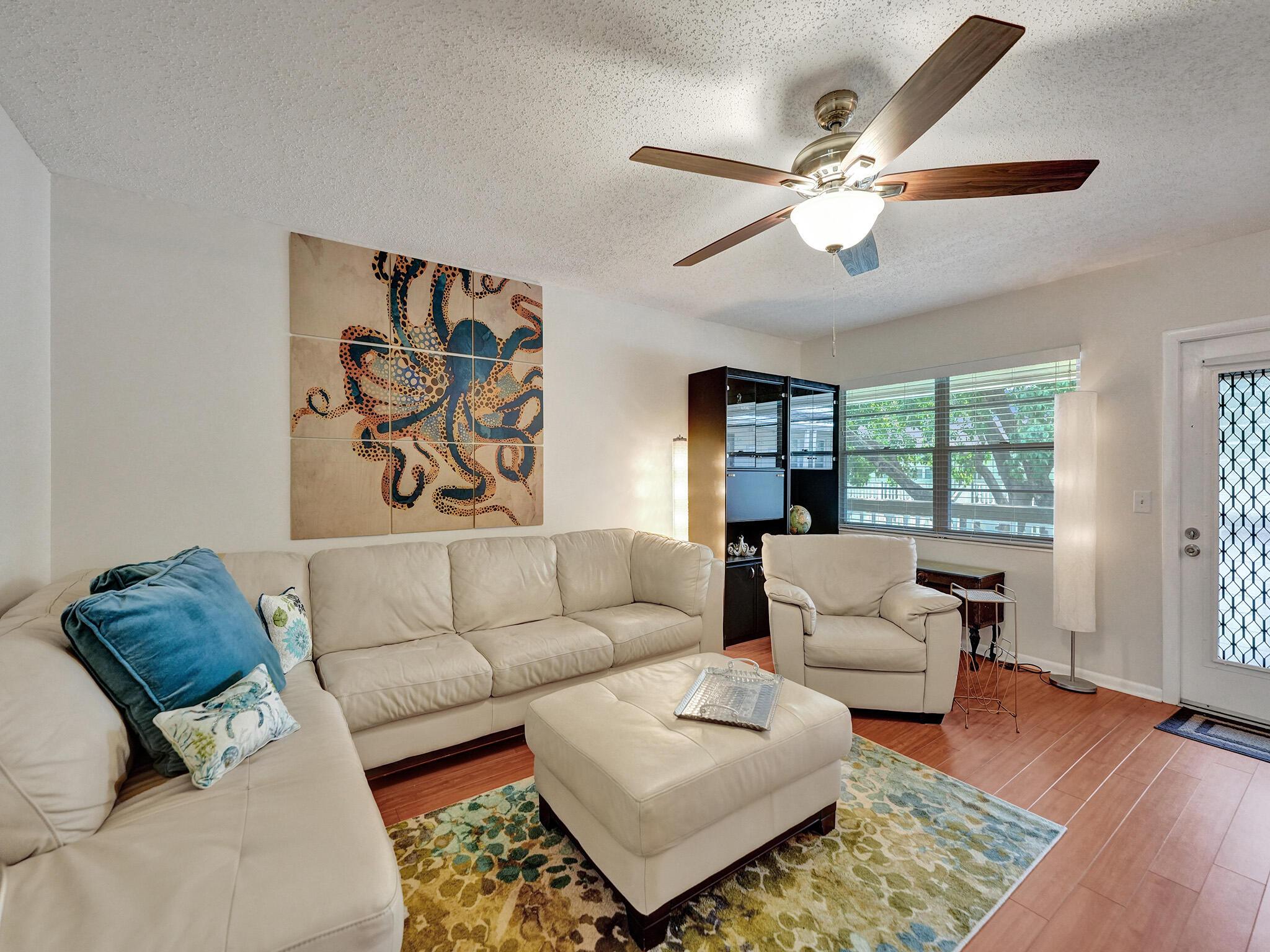 232 Farnham J 232, Deerfield Beach, FL 33442, Deerfield Beach - Photo 4