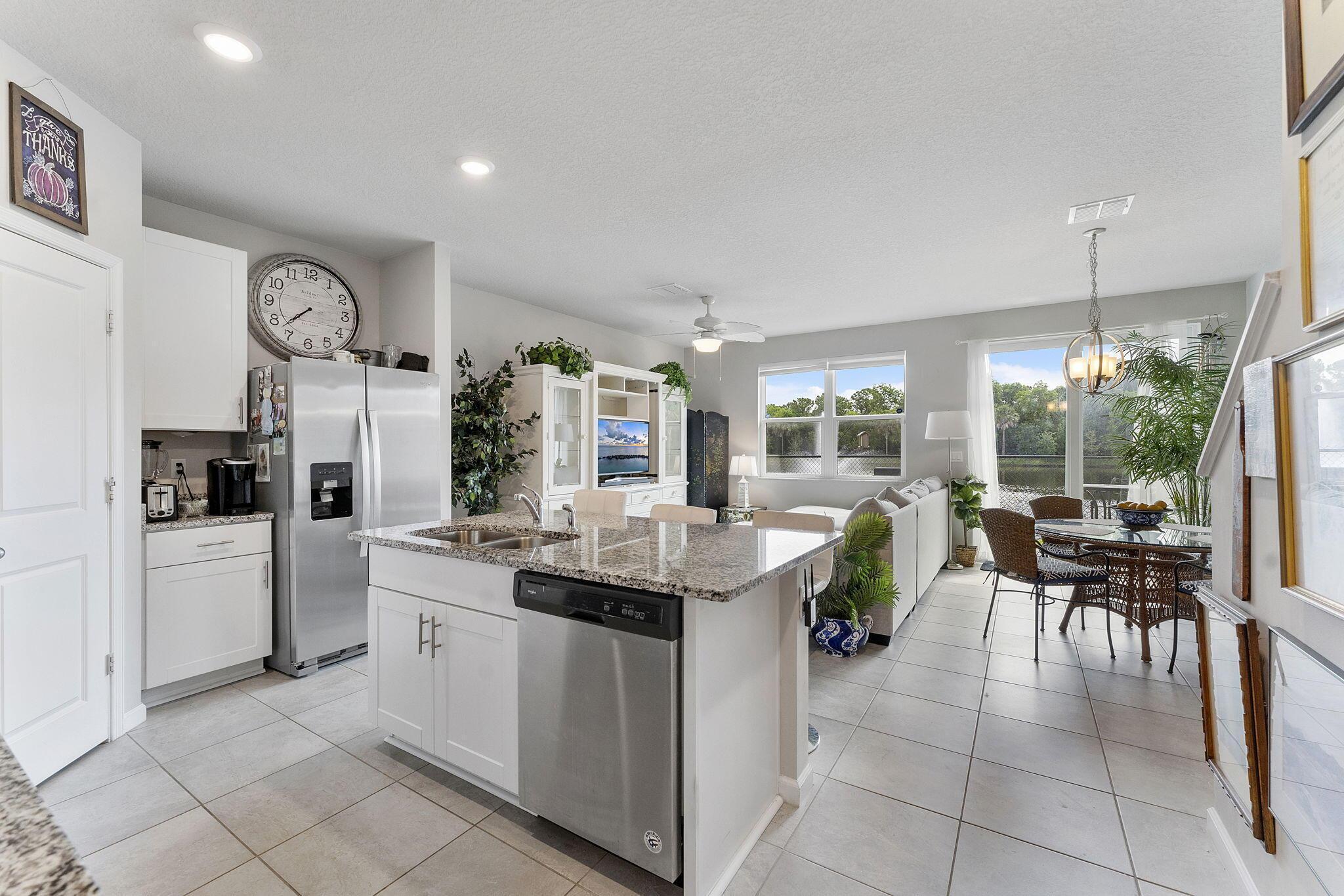 3947 SE Mentmore Lane, Stuart, FL 34997, Stuart - Photo 2