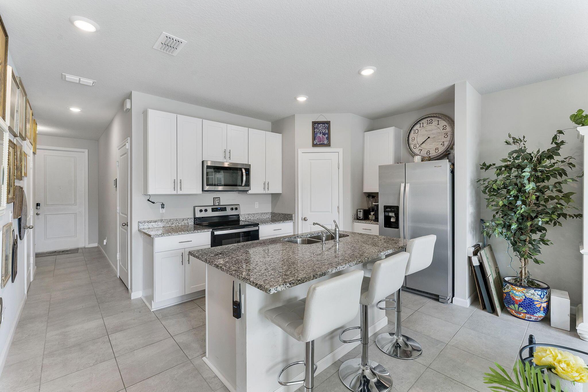 3947 SE Mentmore Lane, Stuart, FL 34997, Stuart - Photo 3