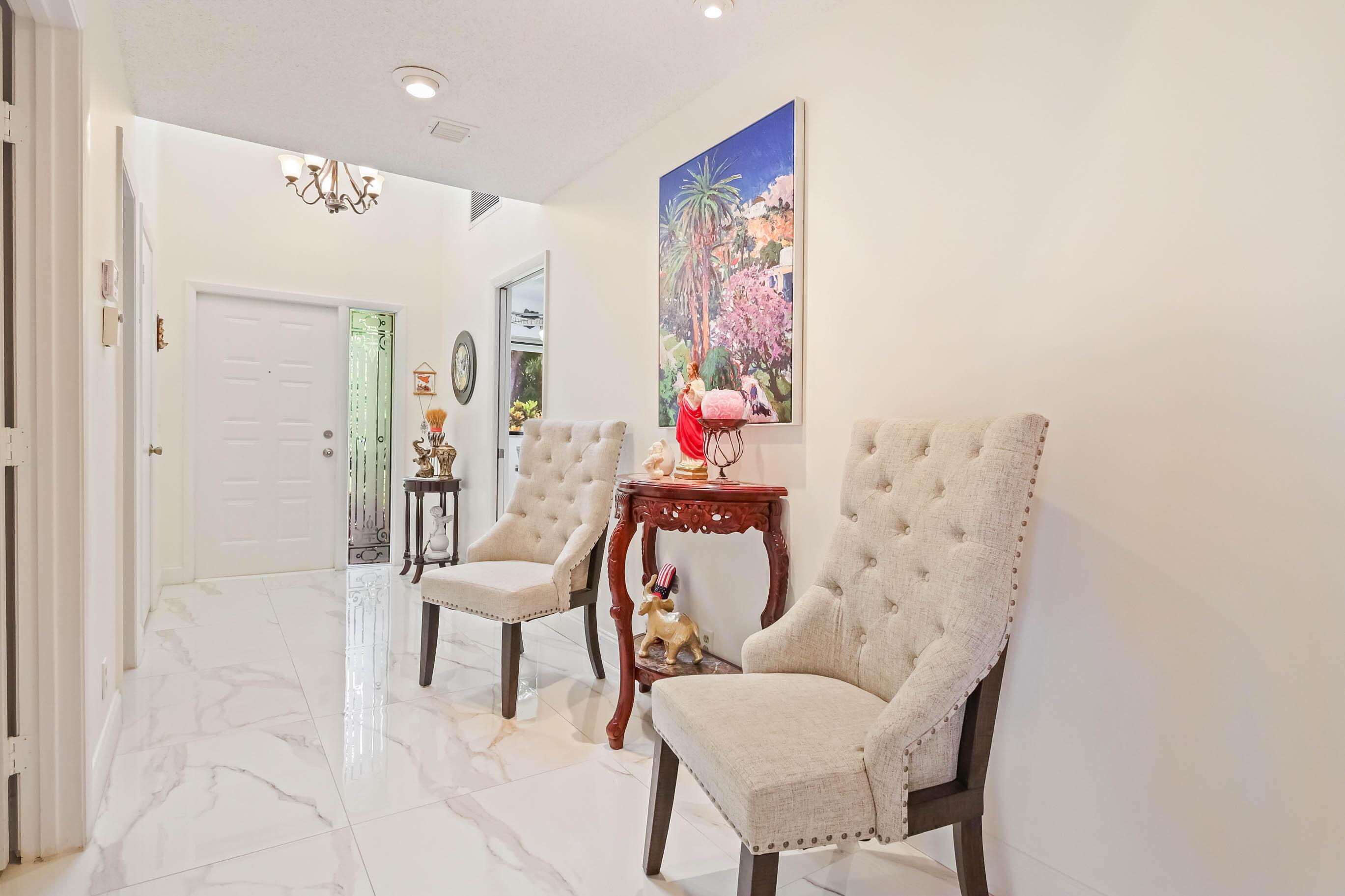 6858 FOUNTAINS Circle, Lake Worth, FL 33467, Lake Worth - Photo 4