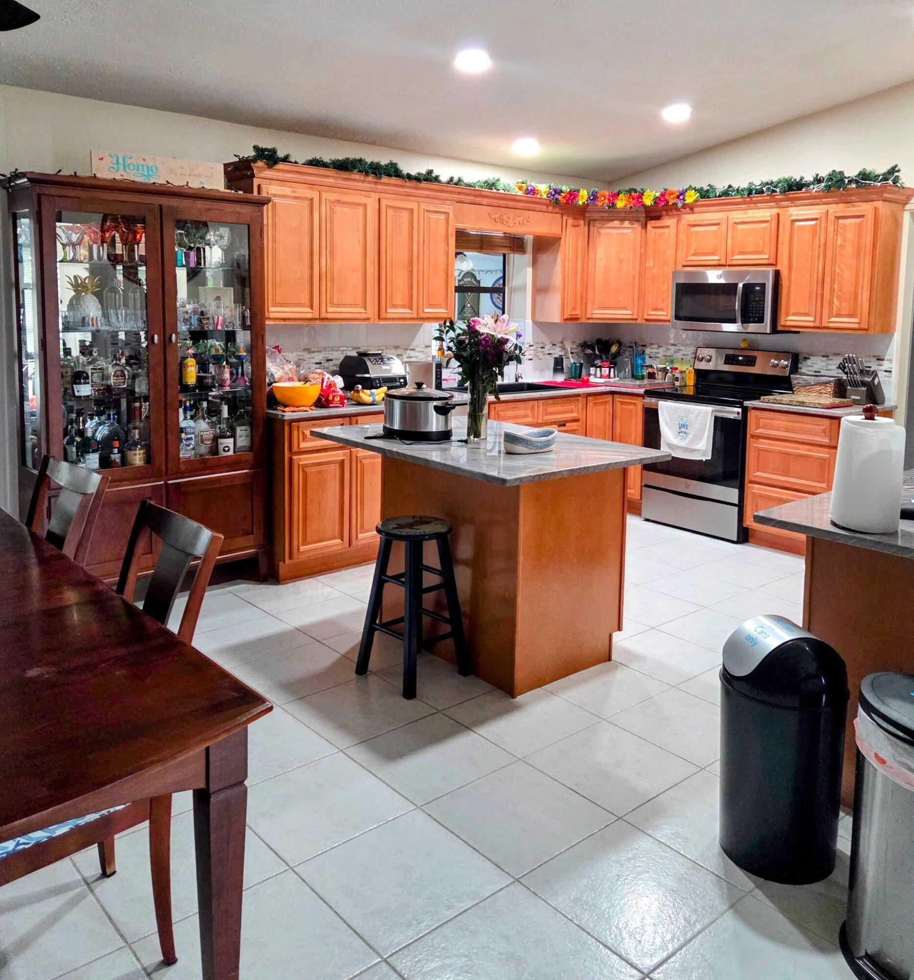 1531 SE Portillo Road, Port St. Lucie, FL 34952, Port St. Lucie - Photo 5