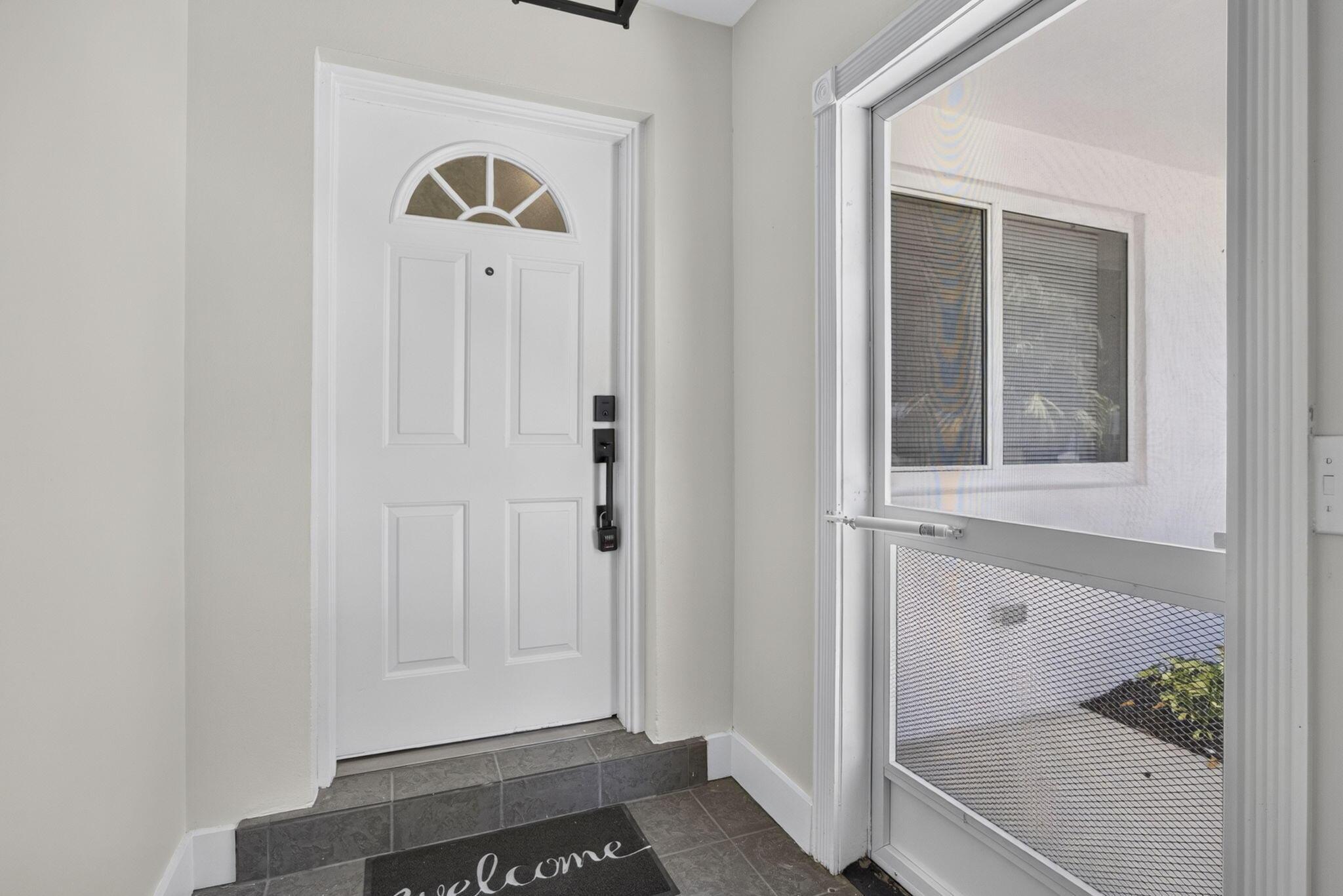 514 Riverside Drive, Palm Beach Gardens, FL 33410, Palm Beach Gardens - Photo 4