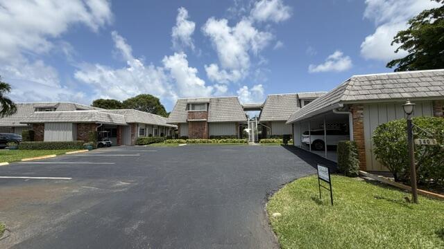 340 Orange Tree Drive 5, Atlantis, FL 33462, Atlantis