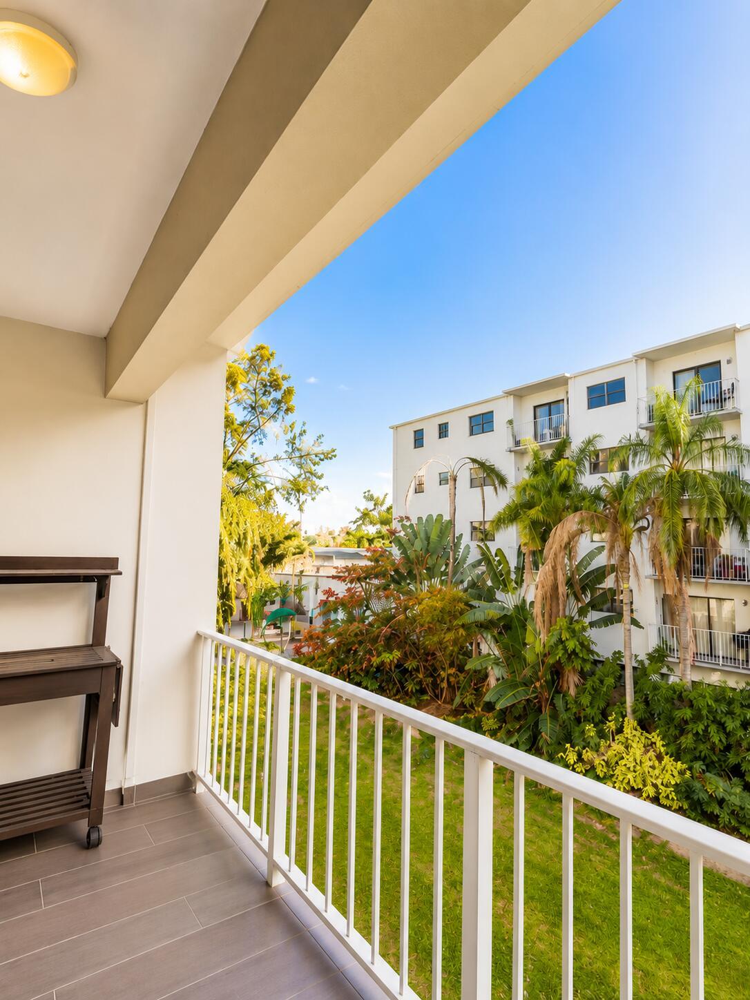 1245 WEST Avenue 302, Miami Beach, FL 33139, Miami Beach - Photo 4