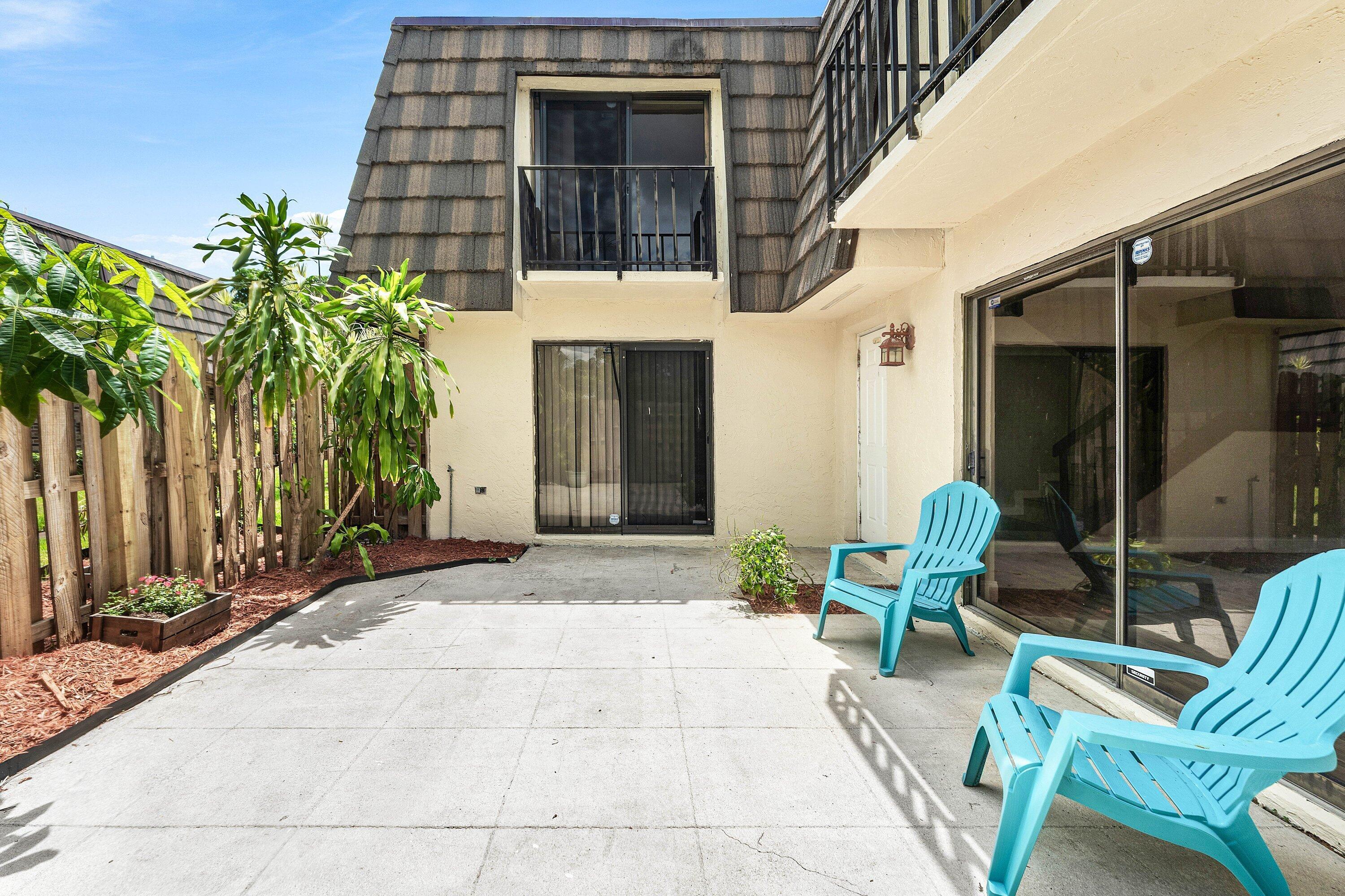 1534 FOREST LAKES Circle D, West Palm Beach, FL 33406, West Palm Beach - Photo 2