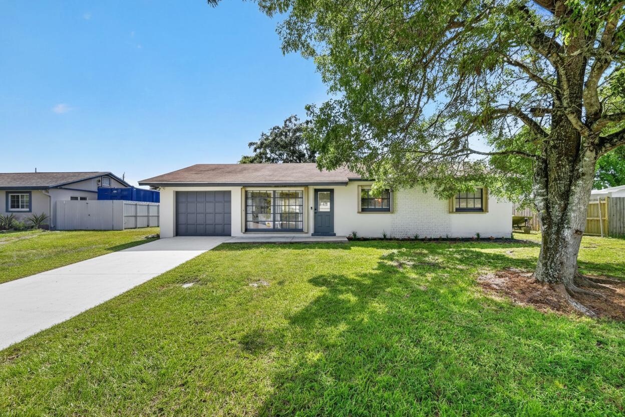432 W Shadyside Circle, West Palm Beach, FL 33415, West Palm Beach