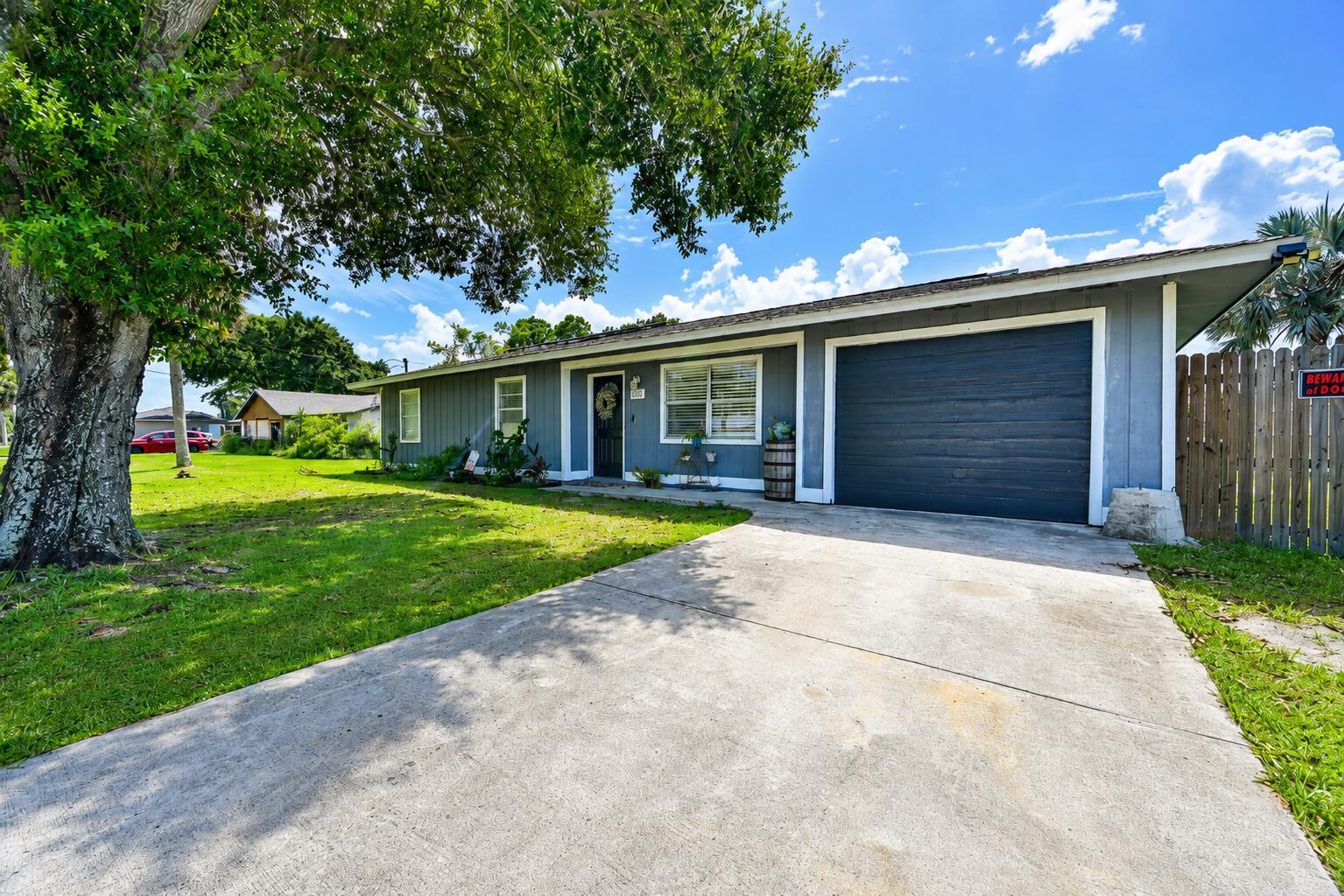 4703 Myrtle Drive, Fort Pierce, FL 34982, Fort Pierce - Photo 4