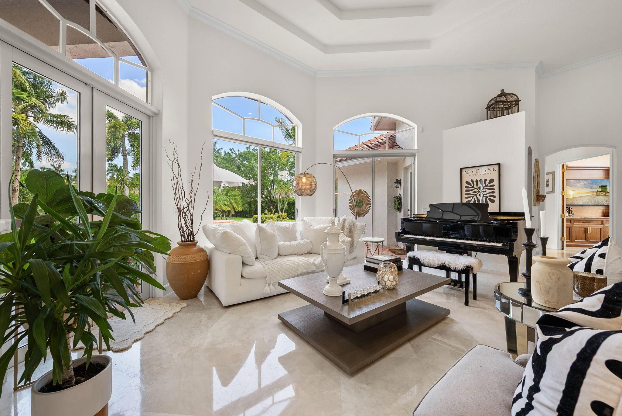 2480 Poinciana Lane, Weston, FL 33327, Weston - Photo 3
