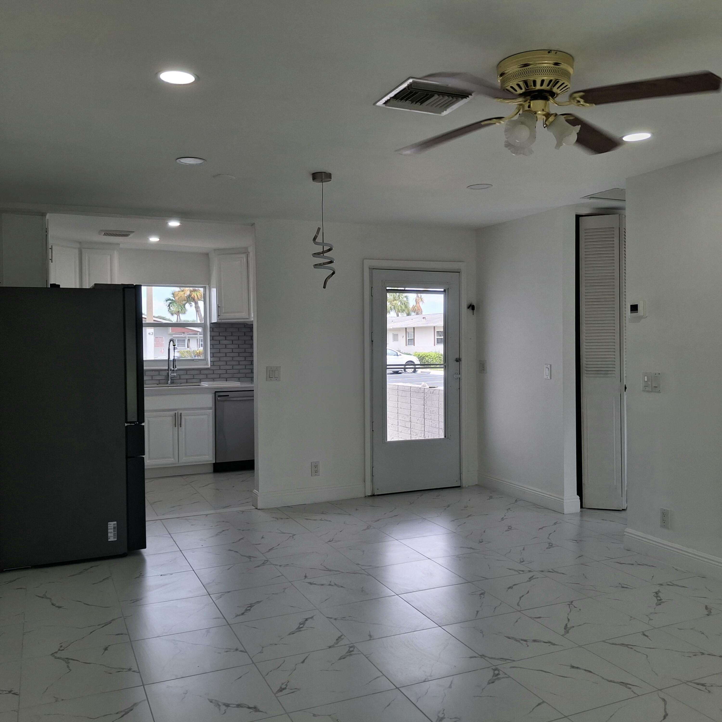 2739 Emory Drive W J, West Palm Beach, FL 33415, West Palm Beach - Photo 4
