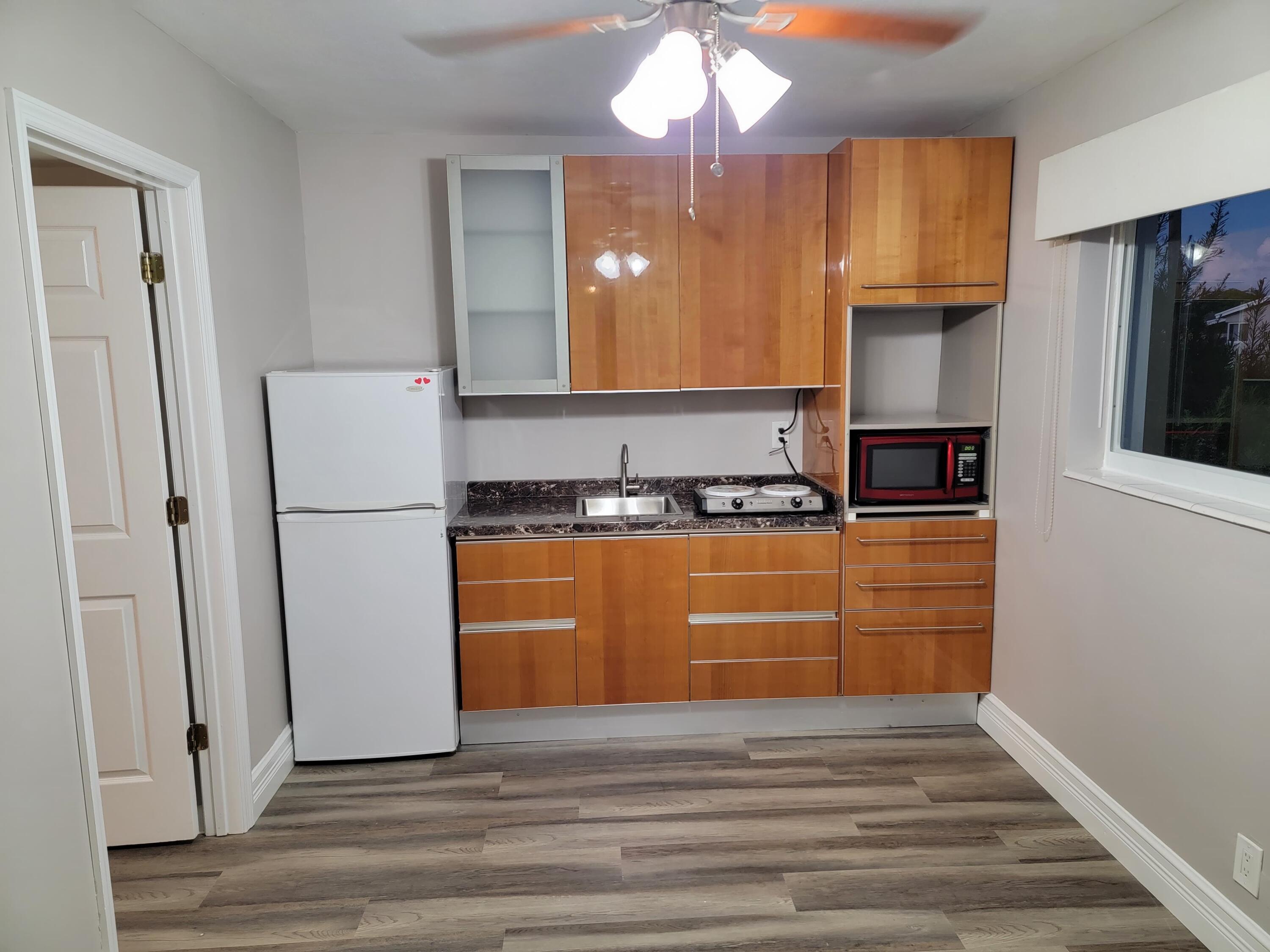 1611 NW 63RD Avenue 2, Sunrise, FL 33313, Sunrise - Photo 4