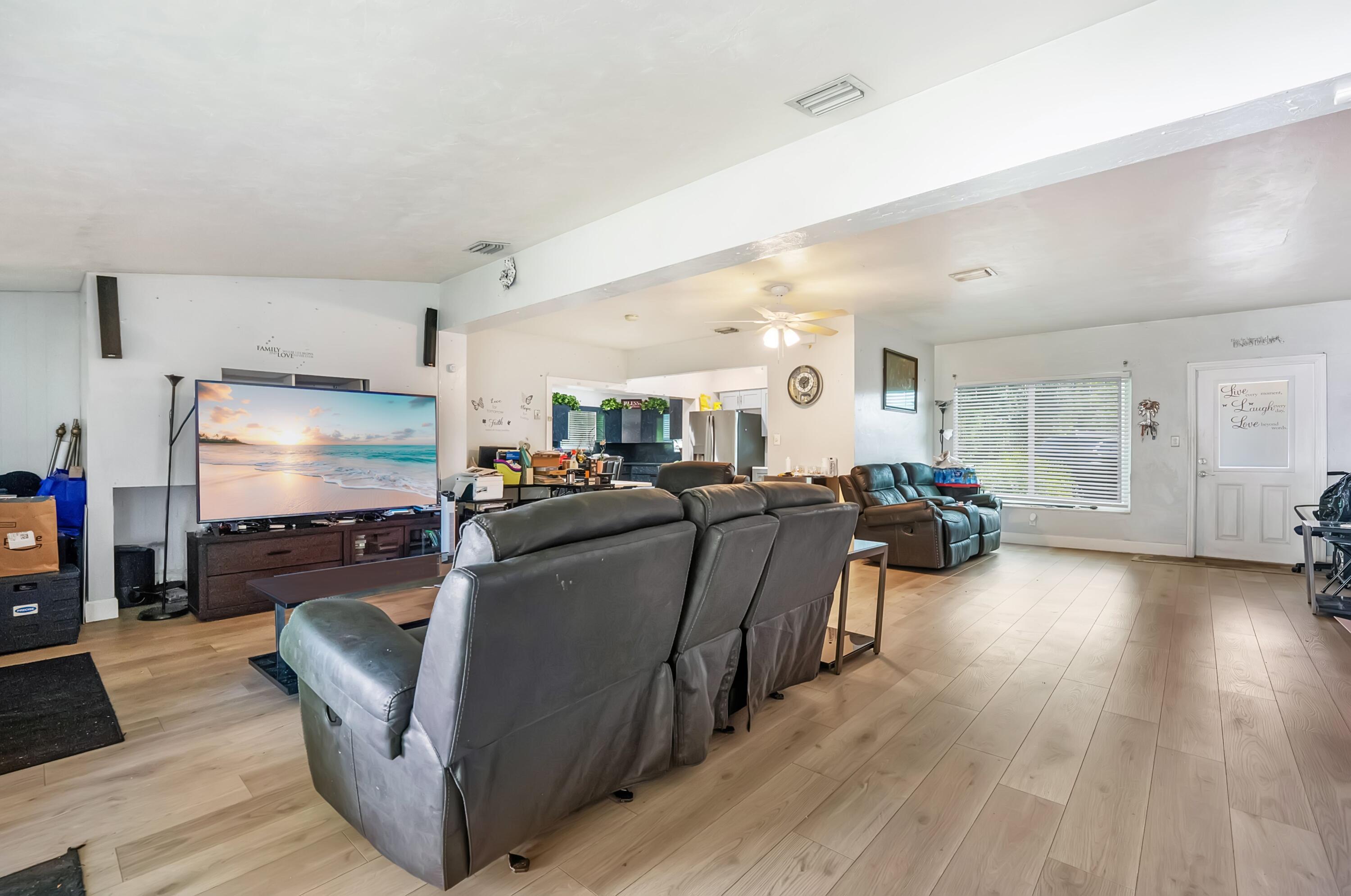 3250 E Glendale Boulevard, Fort Lauderdale, FL 33312, Fort Lauderdale - Photo 3