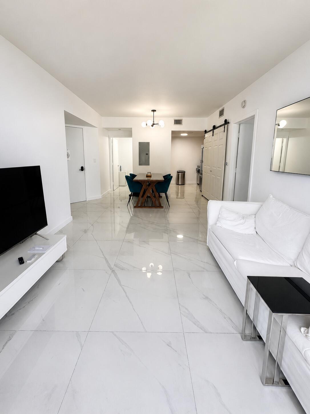 6365 Collins Avenue 811, Miami Beach, FL 33141, Miami Beach - Photo 3