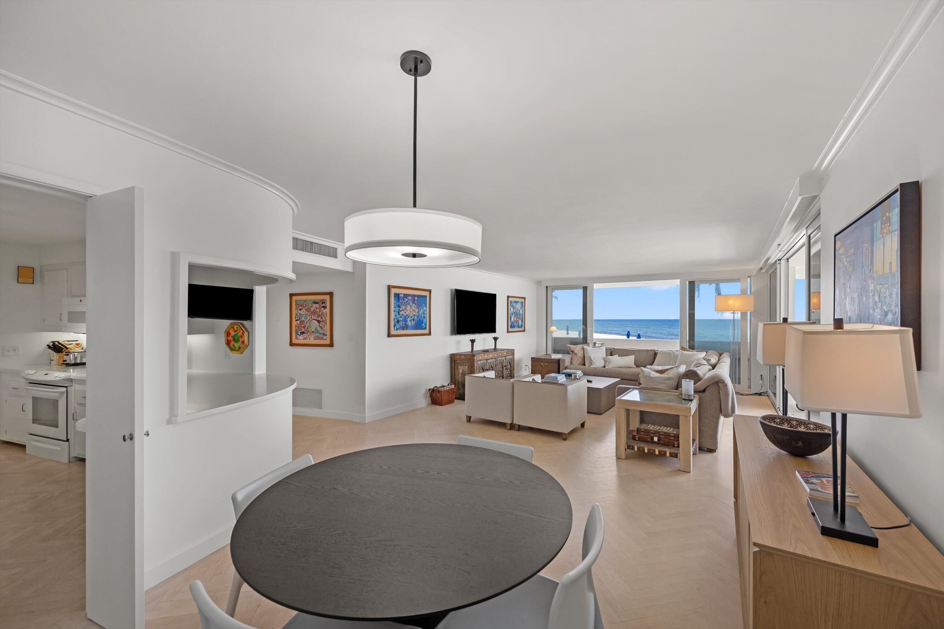 100 Sunrise Avenue 212, Palm Beach, FL 33480, Palm Beach - Photo 5
