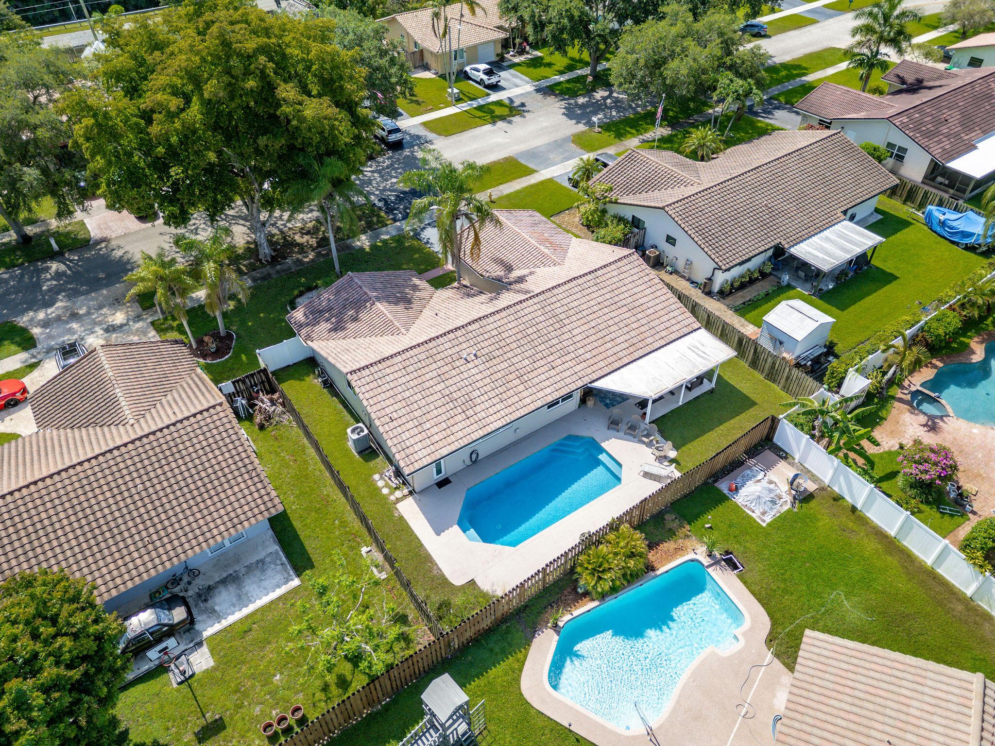 5569 SW 112TH Terrace, Cooper City, FL 33330, Cooper City - Photo 4