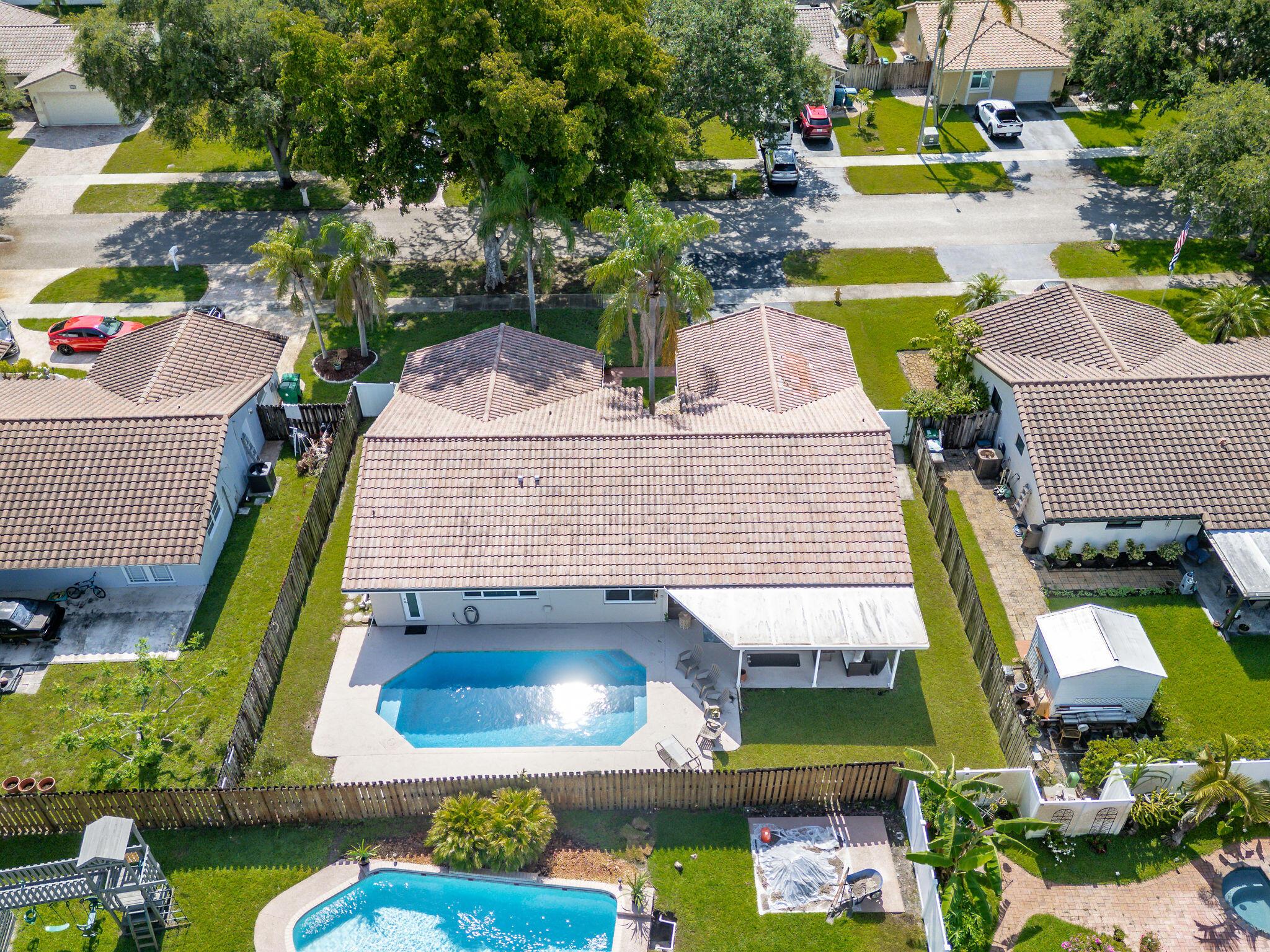 5569 SW 112TH Terrace, Cooper City, FL 33330, Cooper City - Photo 3