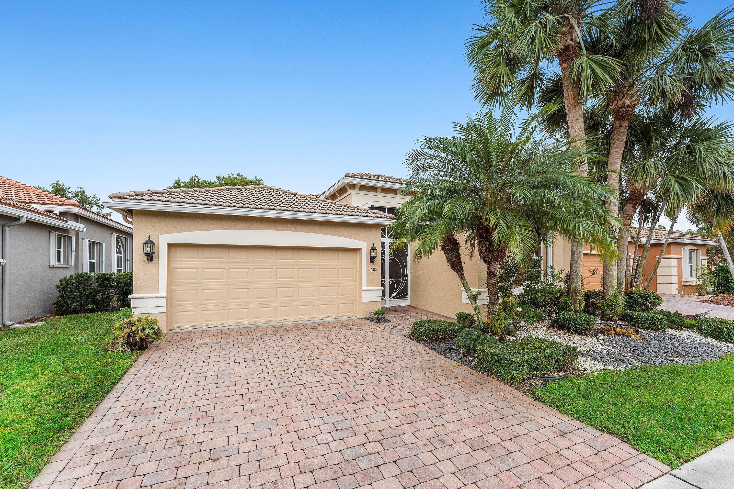 8688 VIA AVELLINO, Lake Worth, FL 33467, Lake Worth - Photo 4