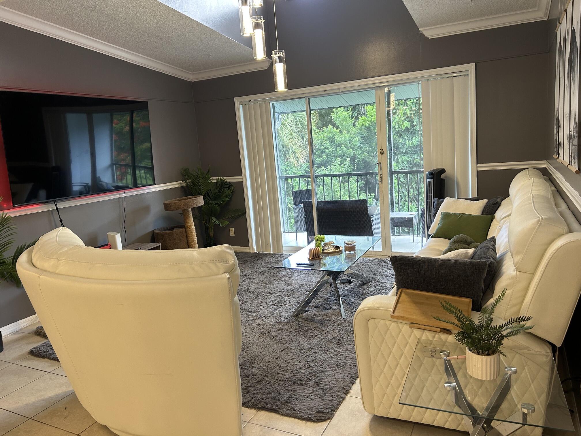 1007 GREEN PINE Boulevard F3, West Palm Beach, FL 33409, West Palm Beach - Photo 2