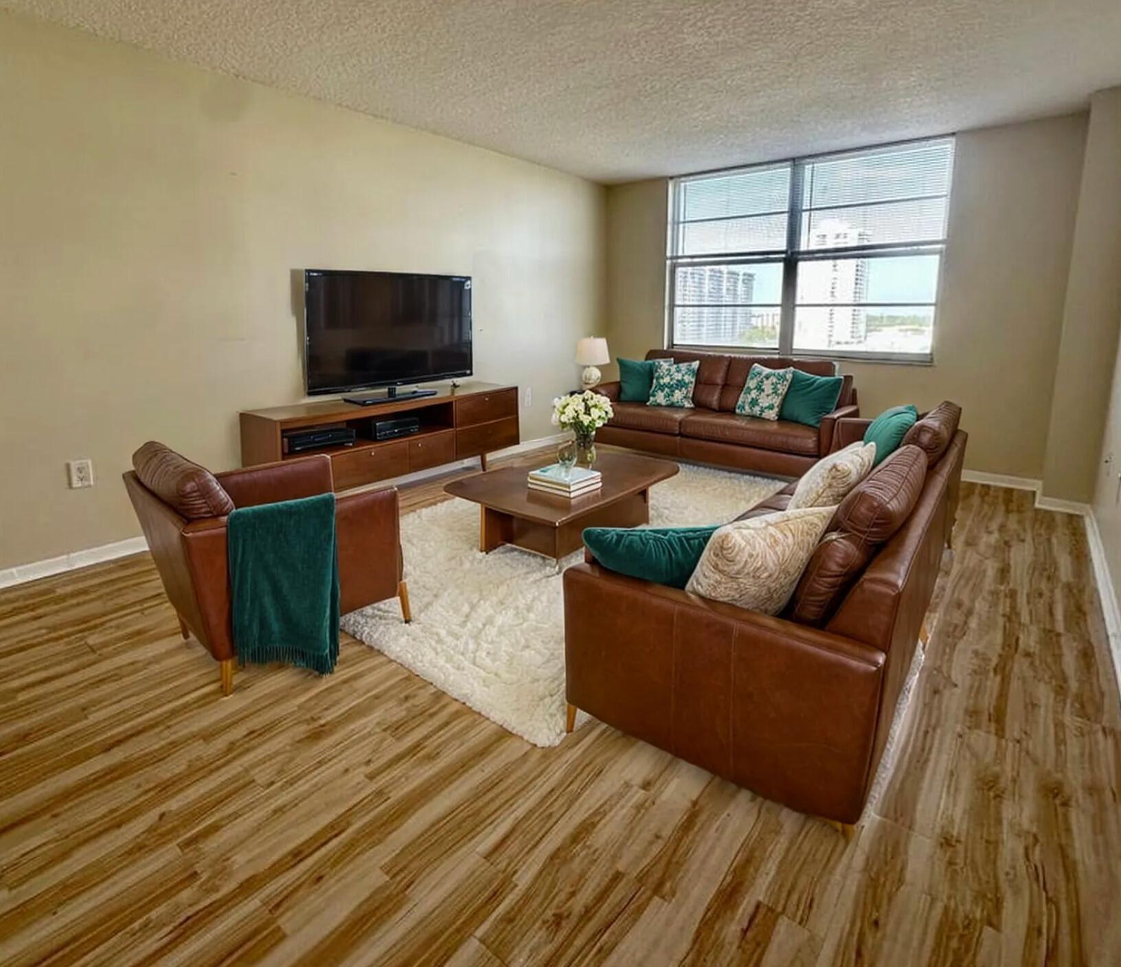 2851 NE 183RD Street 914E, Aventura, FL 33160, Aventura
