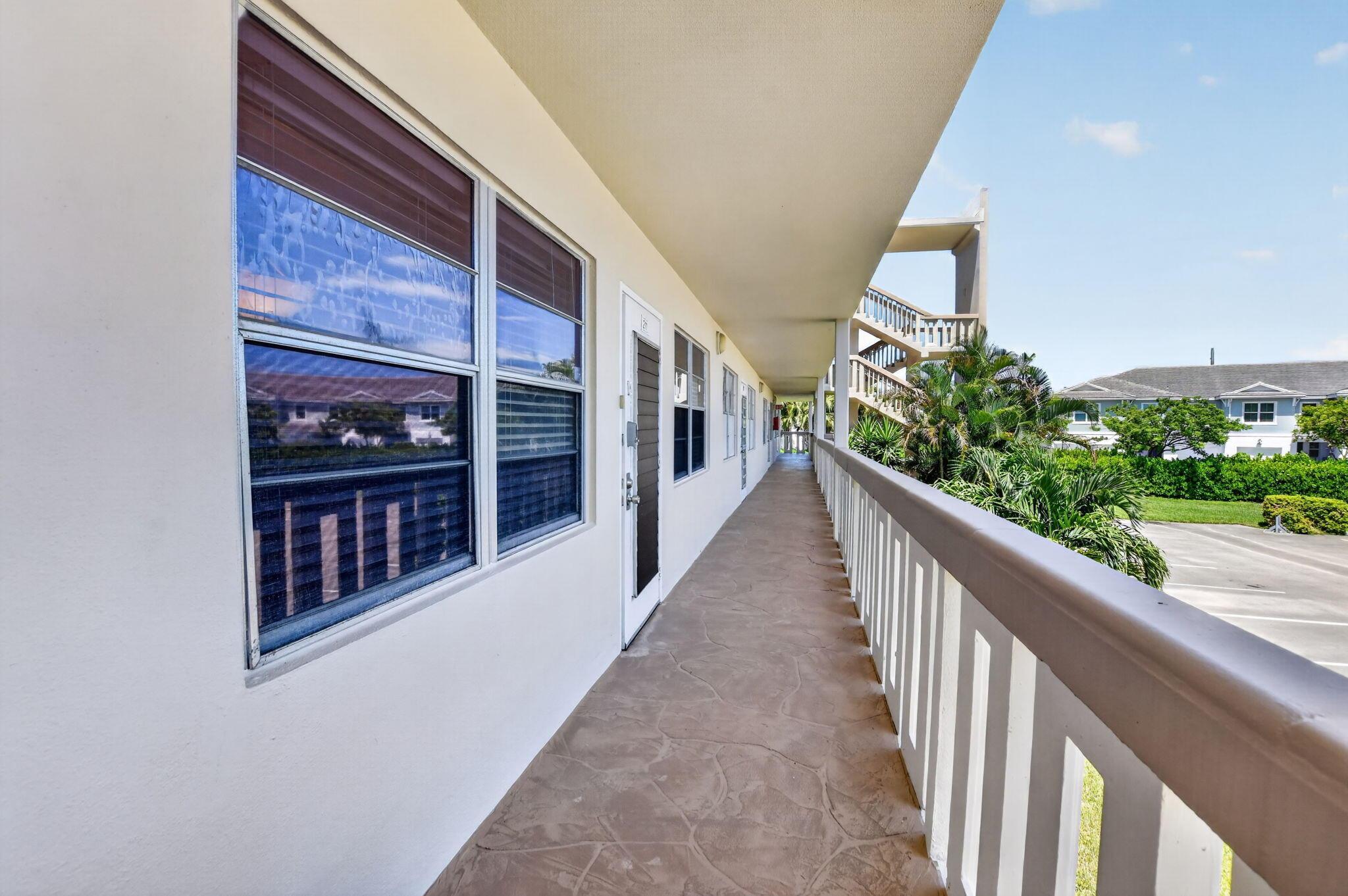 211 Richmond A 211, Deerfield Beach, FL 33442, Deerfield Beach - Photo 2