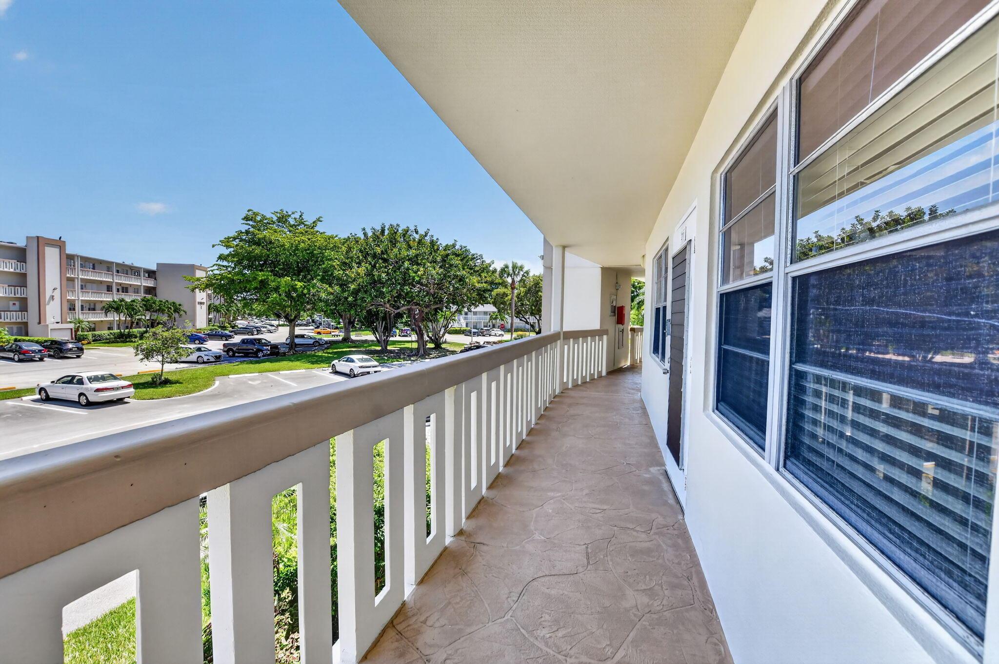 211 Richmond A 211, Deerfield Beach, FL 33442, Deerfield Beach - Photo 3