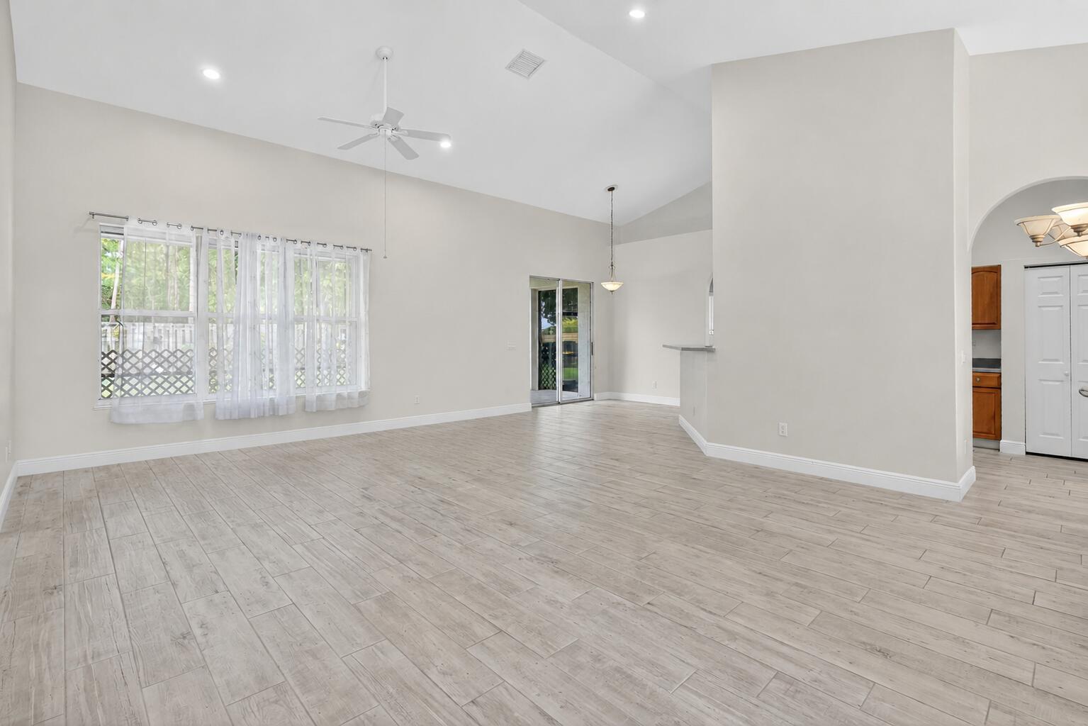1571 SW Hunnicut Avenue, Port St. Lucie, FL 34953, Port St. Lucie - Photo 3