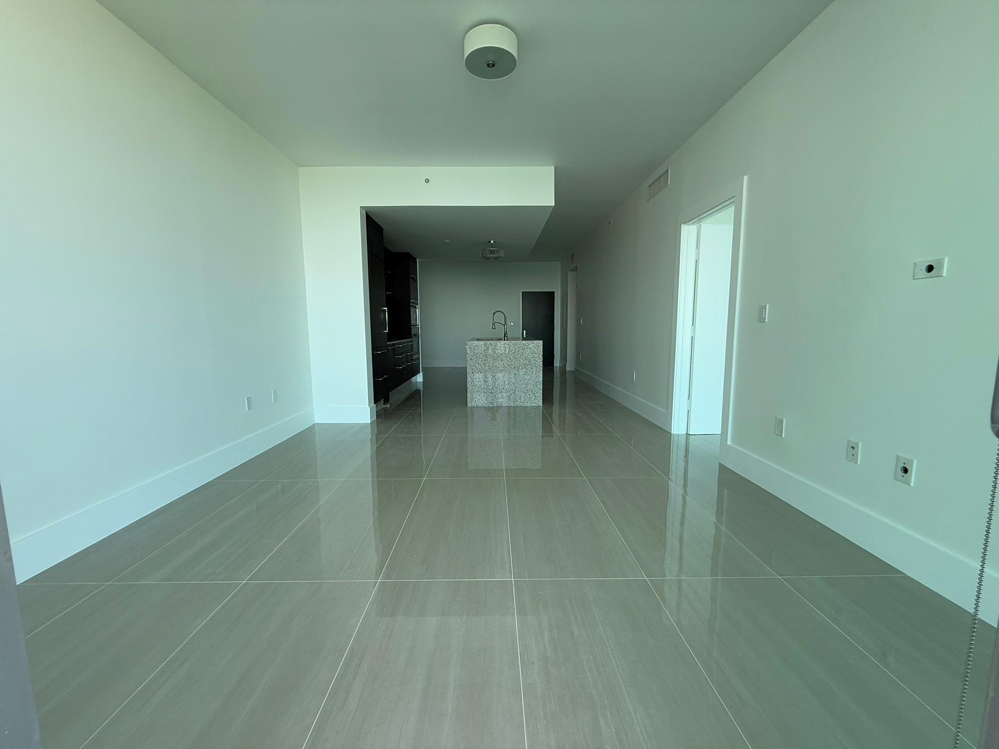 900 Biscayne Boulevard 2807, Miami, FL 33132, Miami - Photo 2