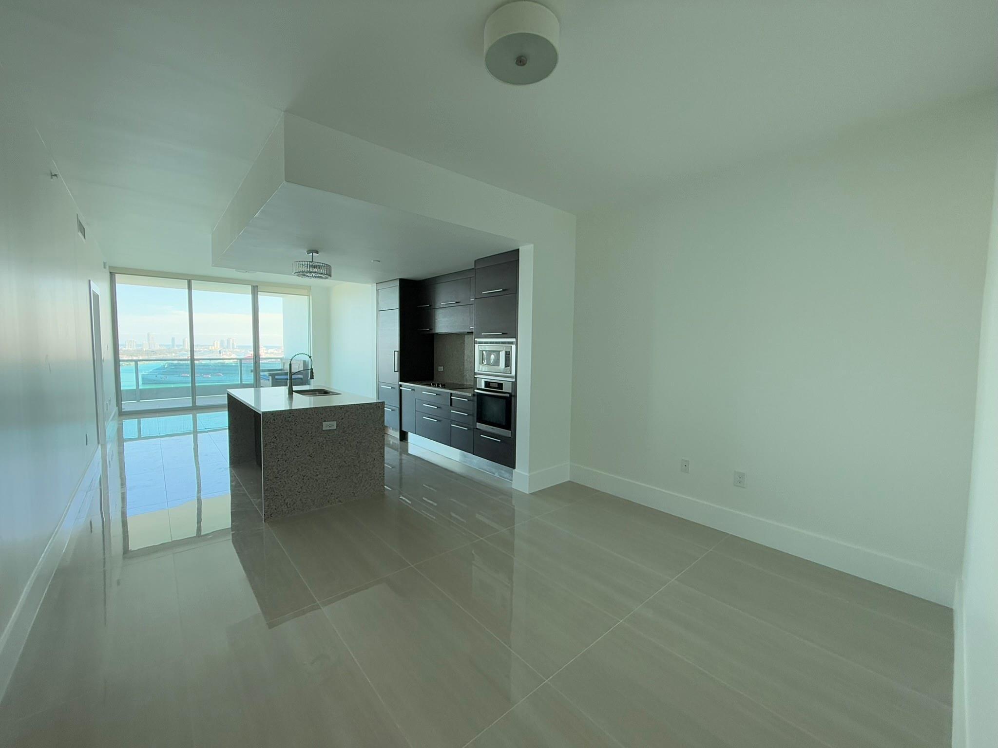 900 Biscayne Boulevard 2807, Miami, FL 33132, Miami - Photo 3