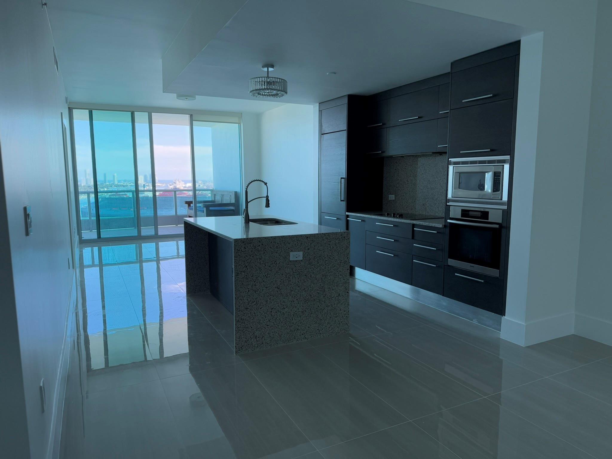 900 Biscayne Boulevard 2807, Miami, FL 33132, Miami - Photo 4