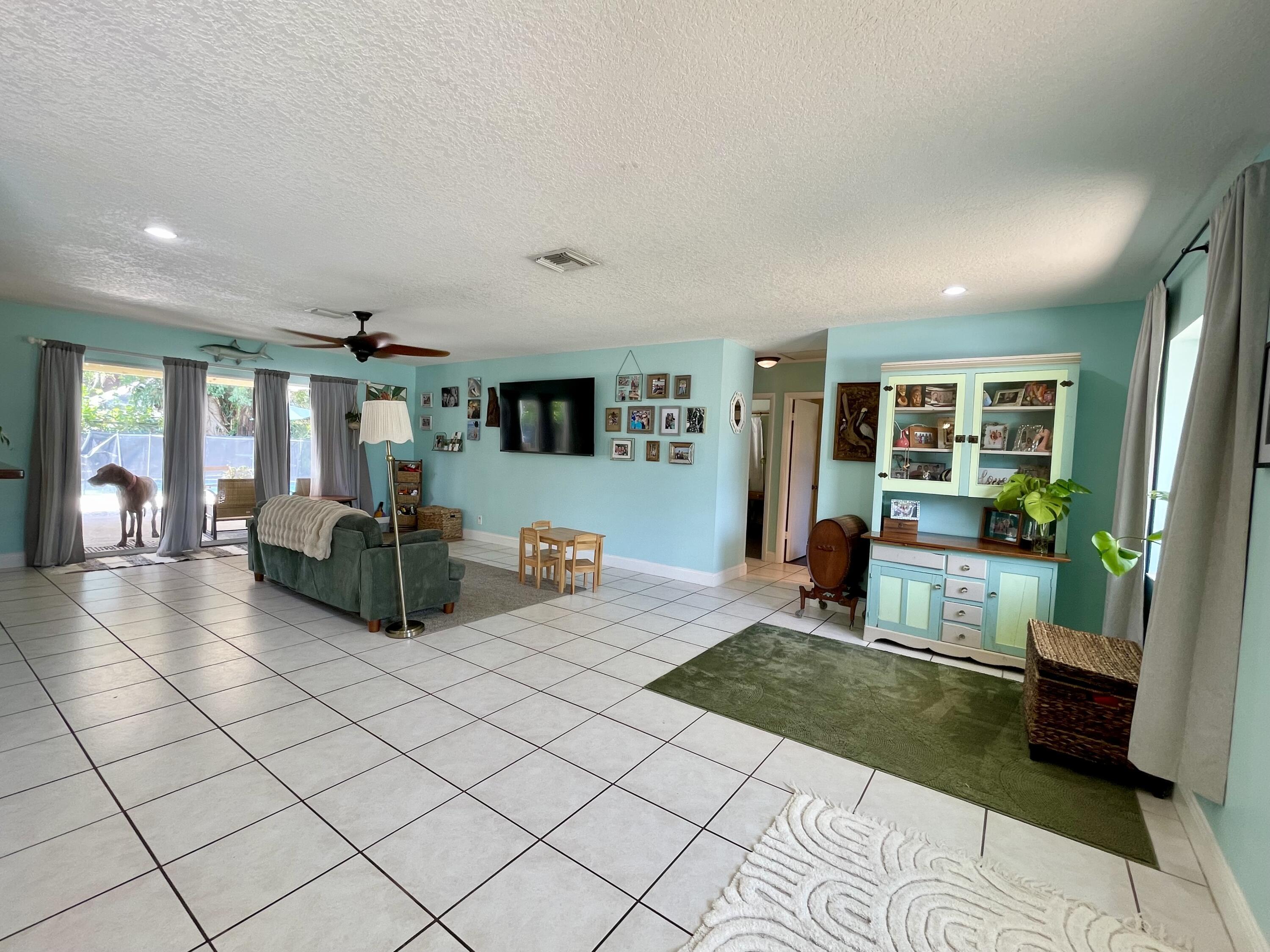 415 Beacon Street, Tequesta, FL 33469, Tequesta - Photo 3