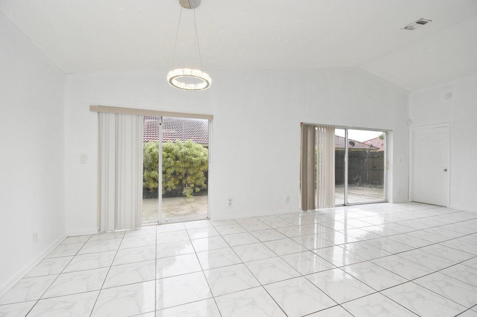 1456 Waterway Cove Drive, Wellington, FL 33414, Wellington - Photo 2