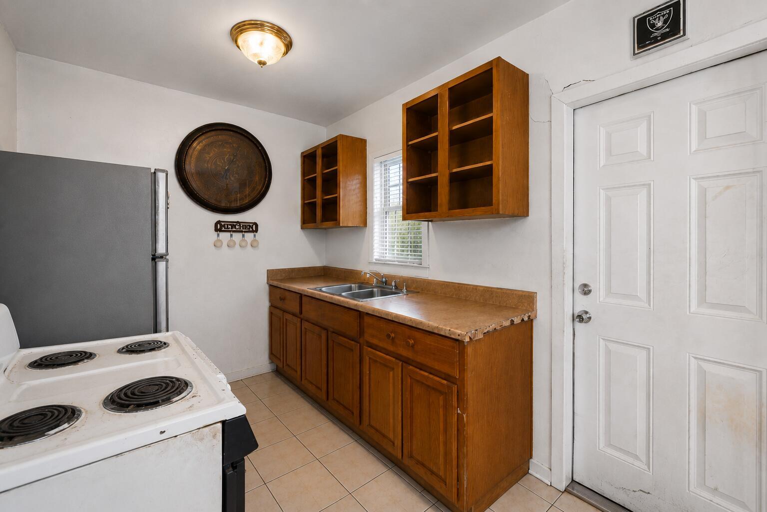 5109 Pinewood Avenue, West Palm Beach, FL 33407, West Palm Beach - Photo 5