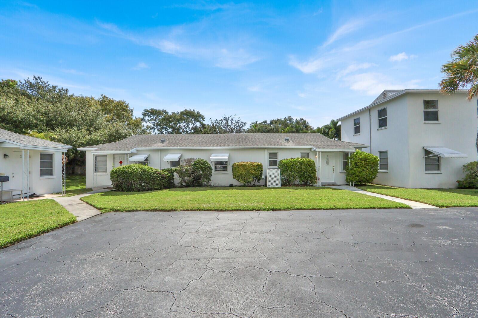 10084 Meridian Way N 4, Palm Beach Gardens, FL 33410, Palm Beach Gardens - Photo 2